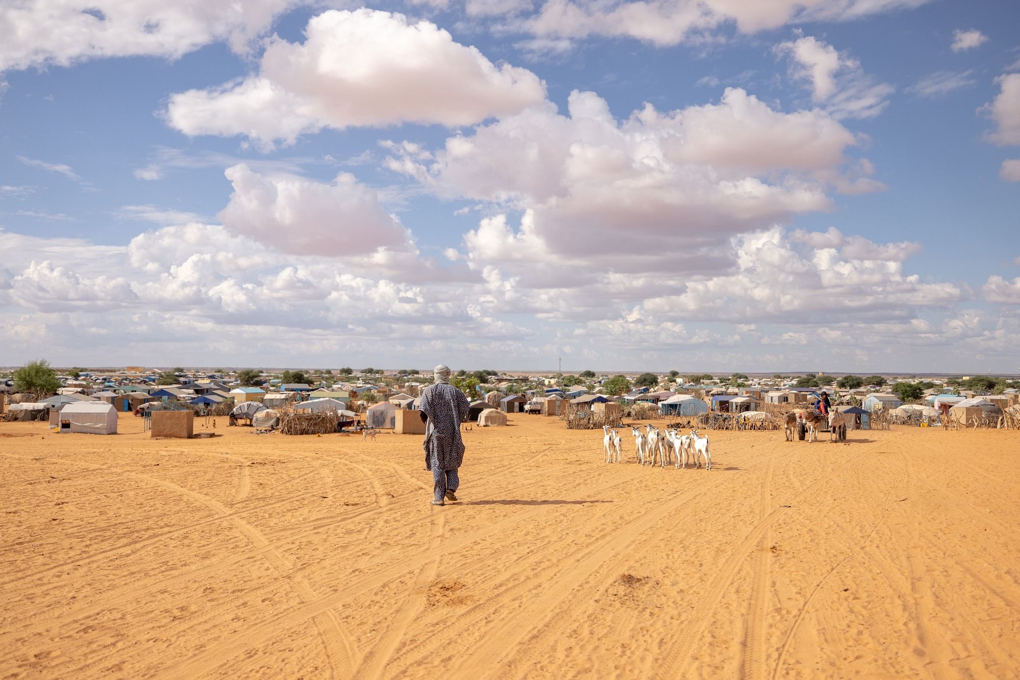 MVRDV KLABU 貨櫃 模組化建築 難民社區（圖片來源：Coco Olakunle）