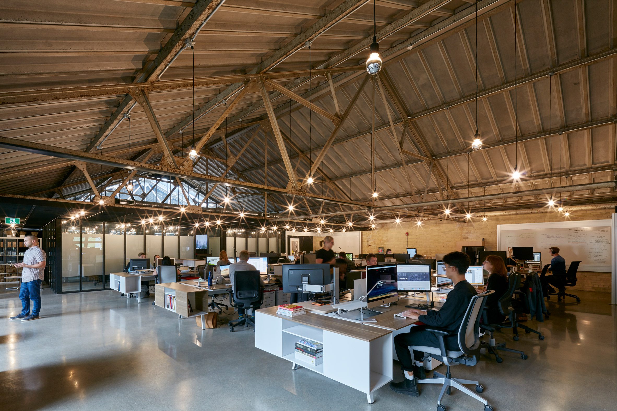 加拿大溫尼伯自來水廠 5468796 Architecture utilities building in Winnipeg Canada