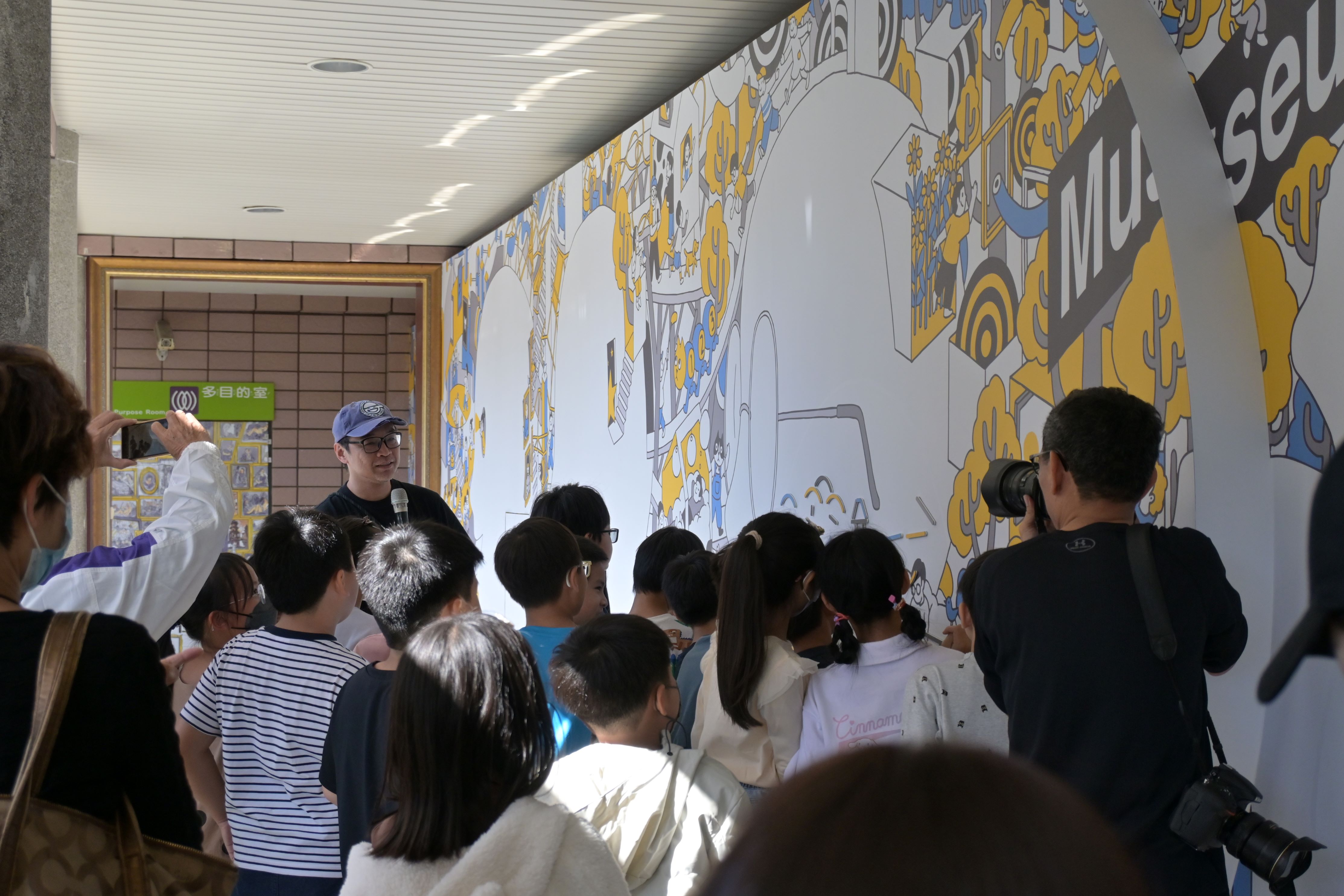 圖說：藝術家洪添賢Croter在其作品〈想像發生中〉呈現出中山國小同學們想像中的奇幻建築。（圖片來源：高雄市立美術館提供）