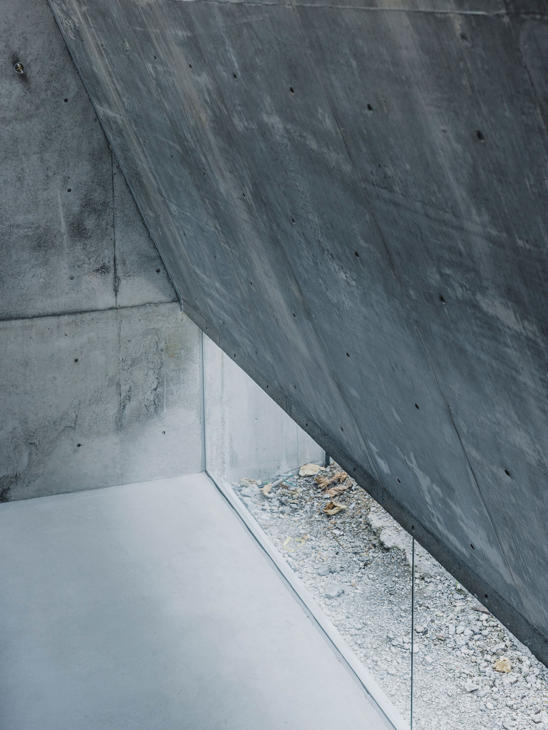 ピラミッドハット 五十嵐理人 IGArchitects 日本沖繩 私人住宅 金字塔小屋