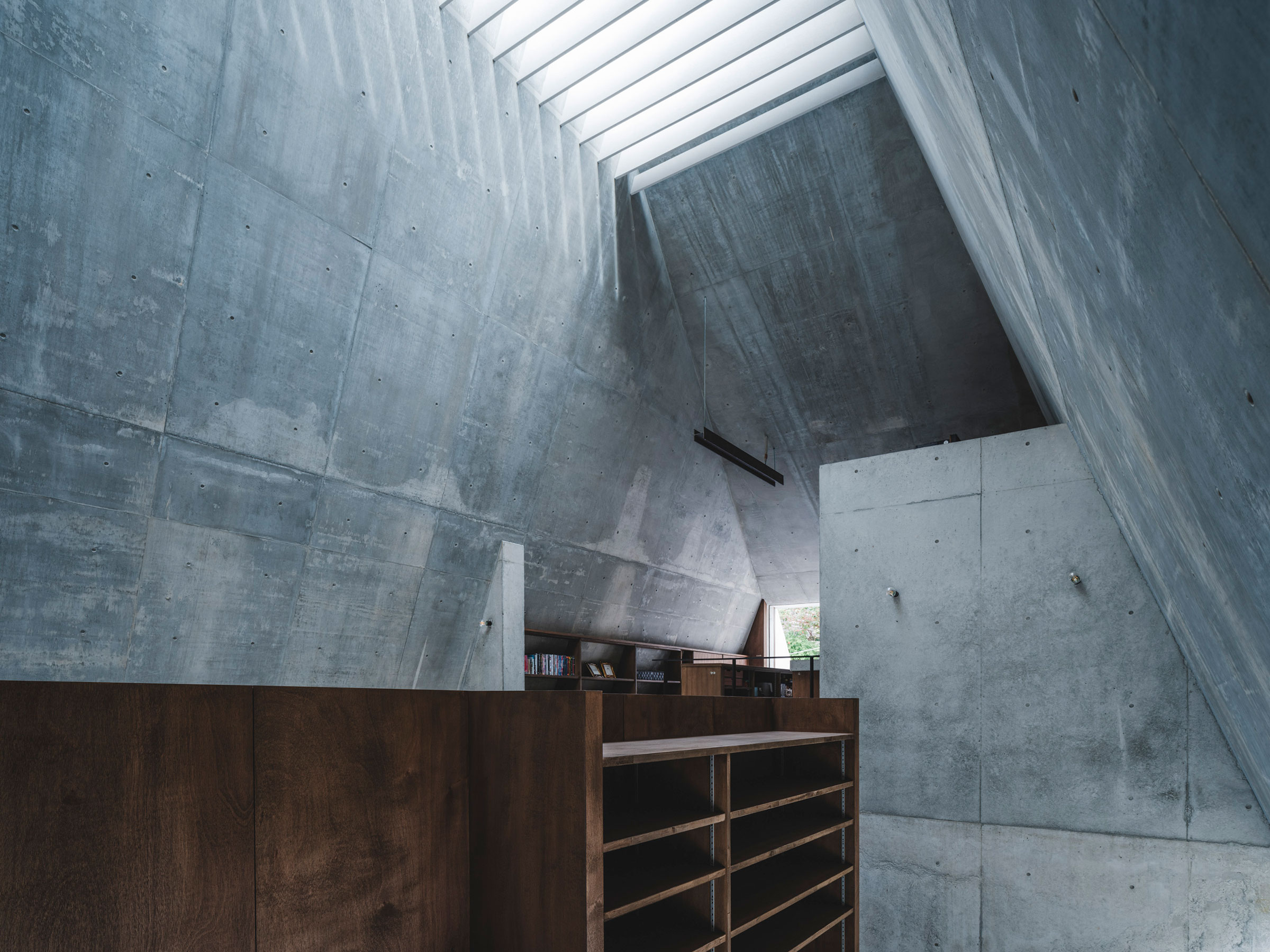 ピラミッドハット 五十嵐理人 IGArchitects 日本沖繩 私人住宅 金字塔小屋