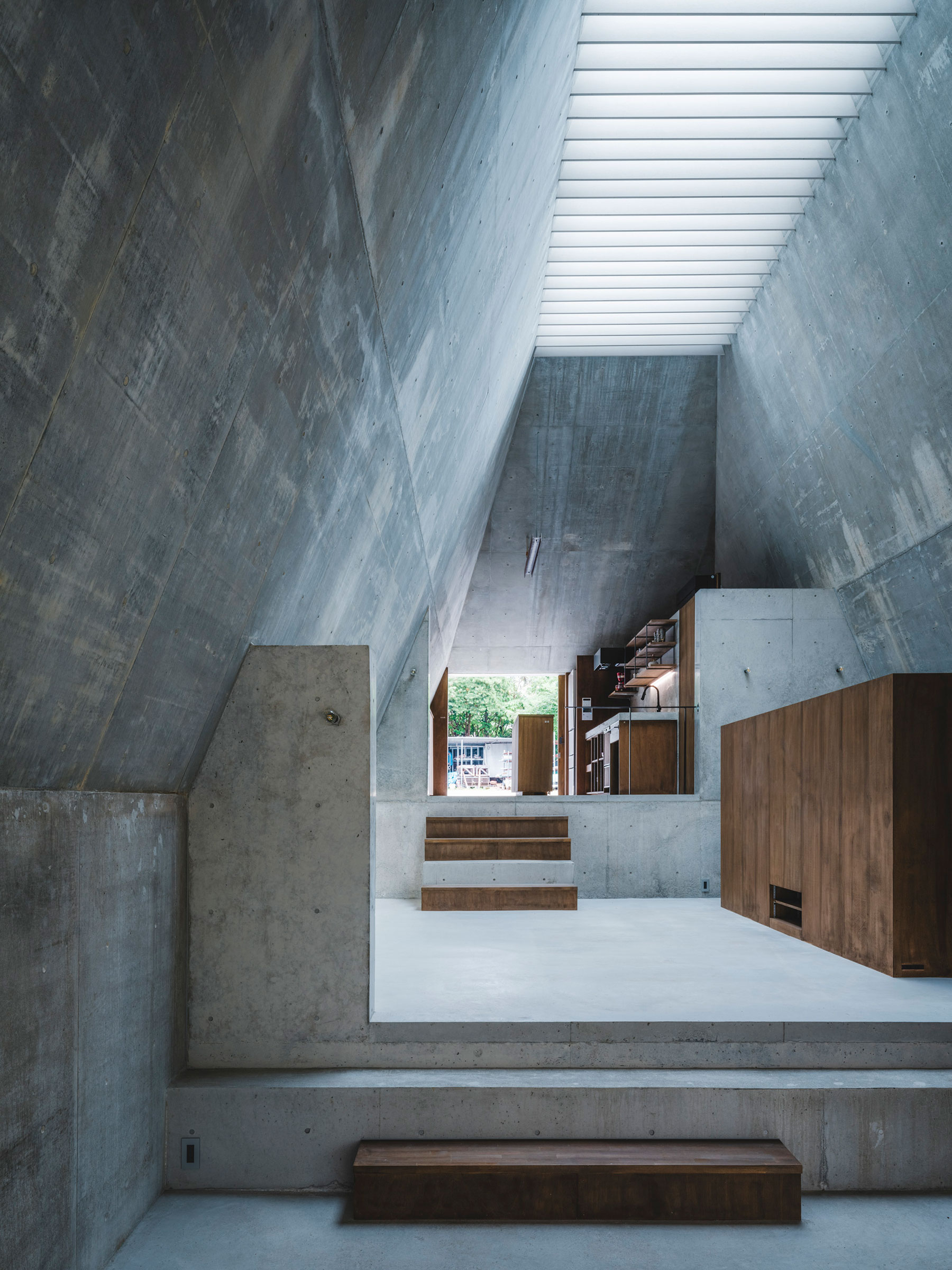 ピラミッドハット 五十嵐理人 IGArchitects 日本沖繩 私人住宅 金字塔帽
