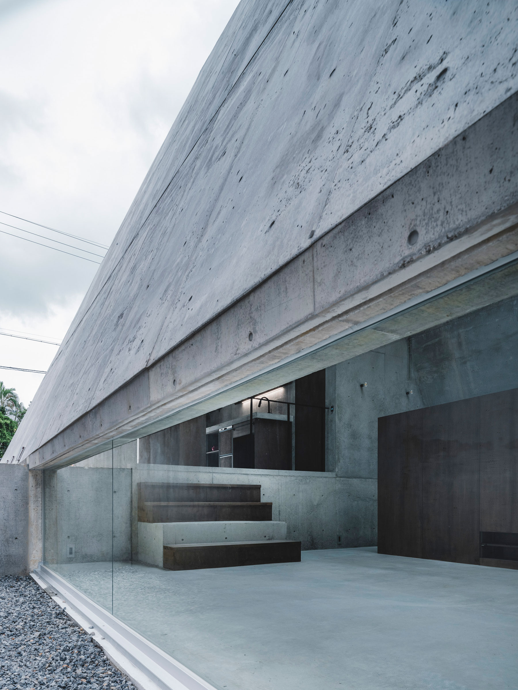 ピラミッドハット 五十嵐理人 IGArchitects 日本沖繩 私人住宅 金字塔小屋