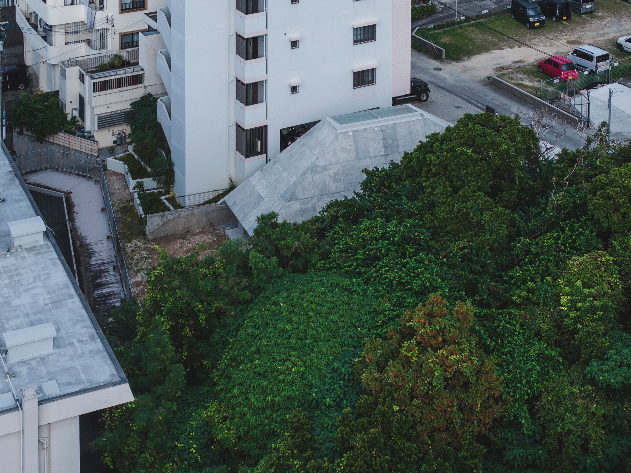 ピラミッドハット 五十嵐理人 IGArchitects 日本沖繩 私人住宅 金字塔小屋