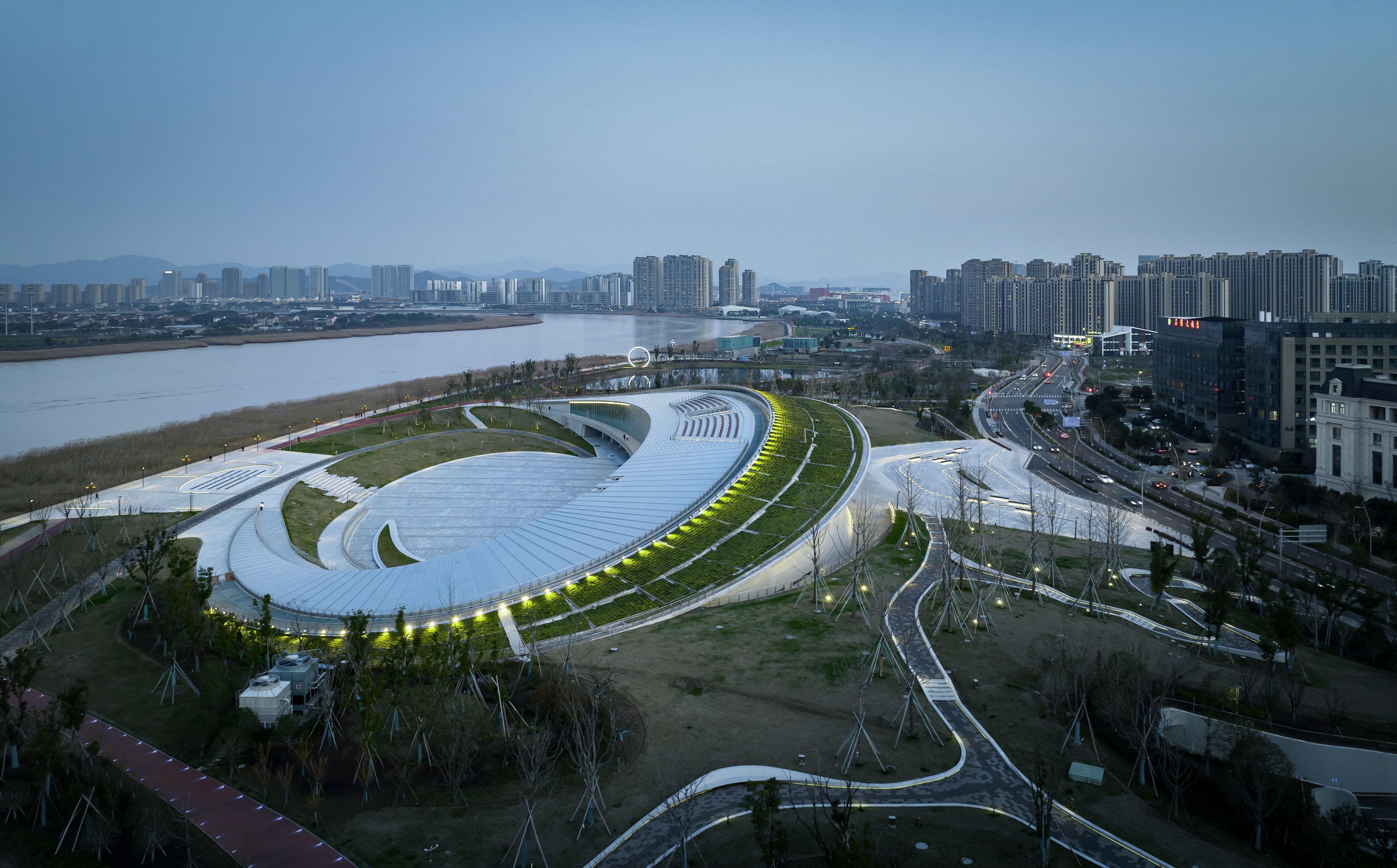 寧波鯤鵬館 Urban Science Center 團紀彦