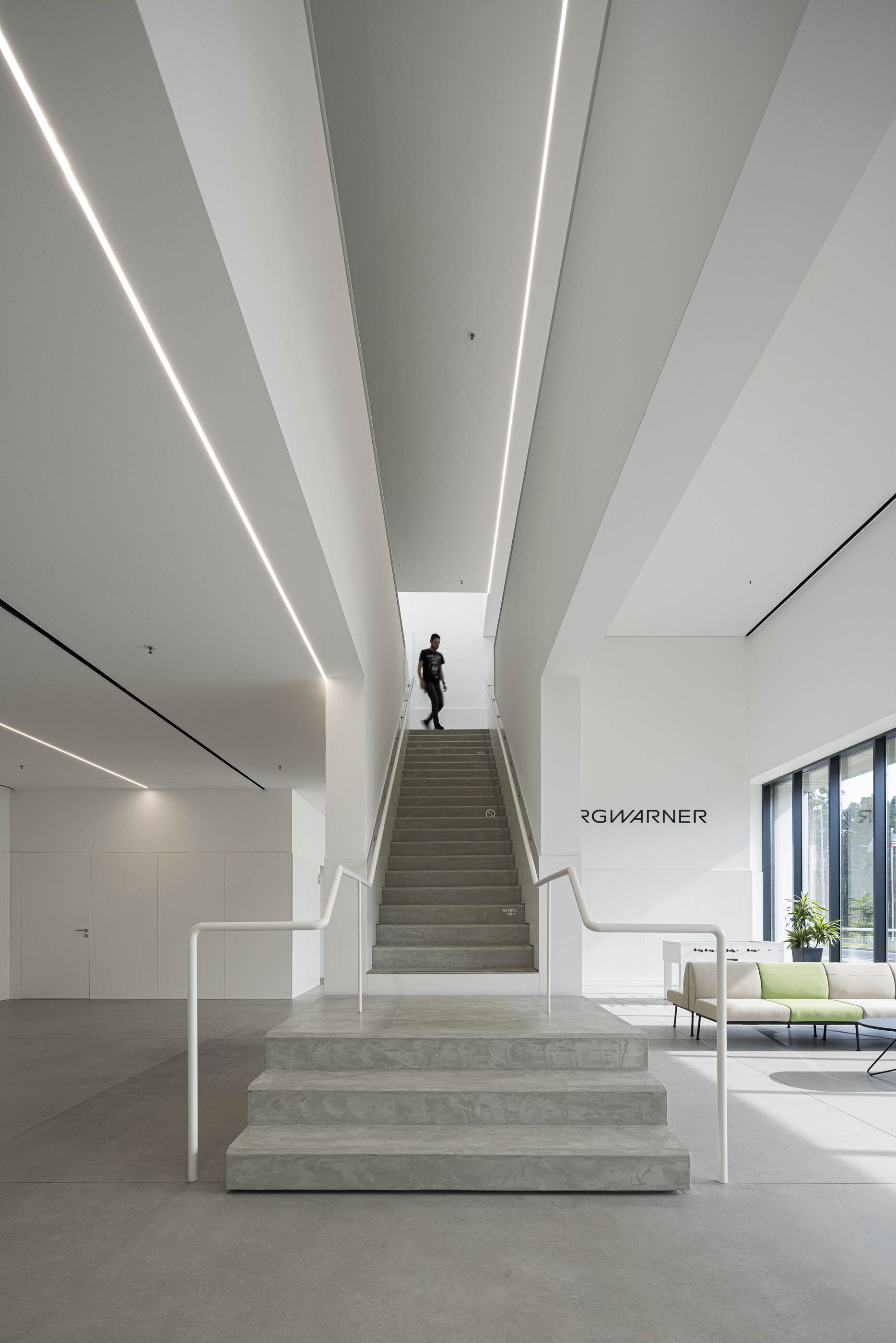 Multiprojectus 葡萄牙廠辦BW II – Industrial Building in Viana do Castelo