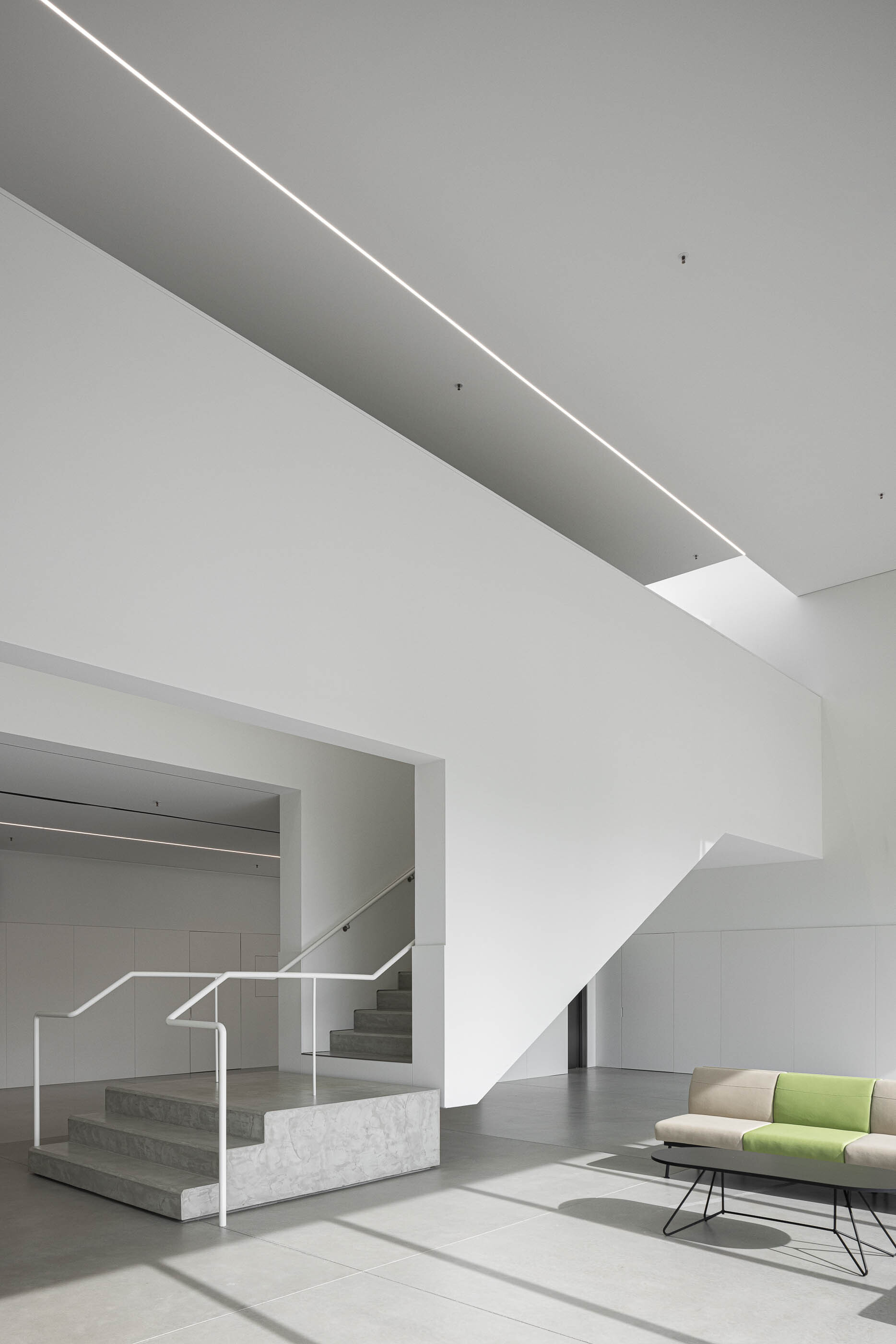 Multiprojectus 葡萄牙廠辦BW II – Industrial Building in Viana do Castelo