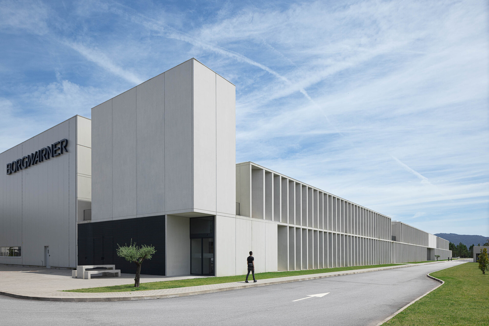 Multiprojectus 葡萄牙工廠 辦公室 BW II – Industrial Building in Viana do Castelo