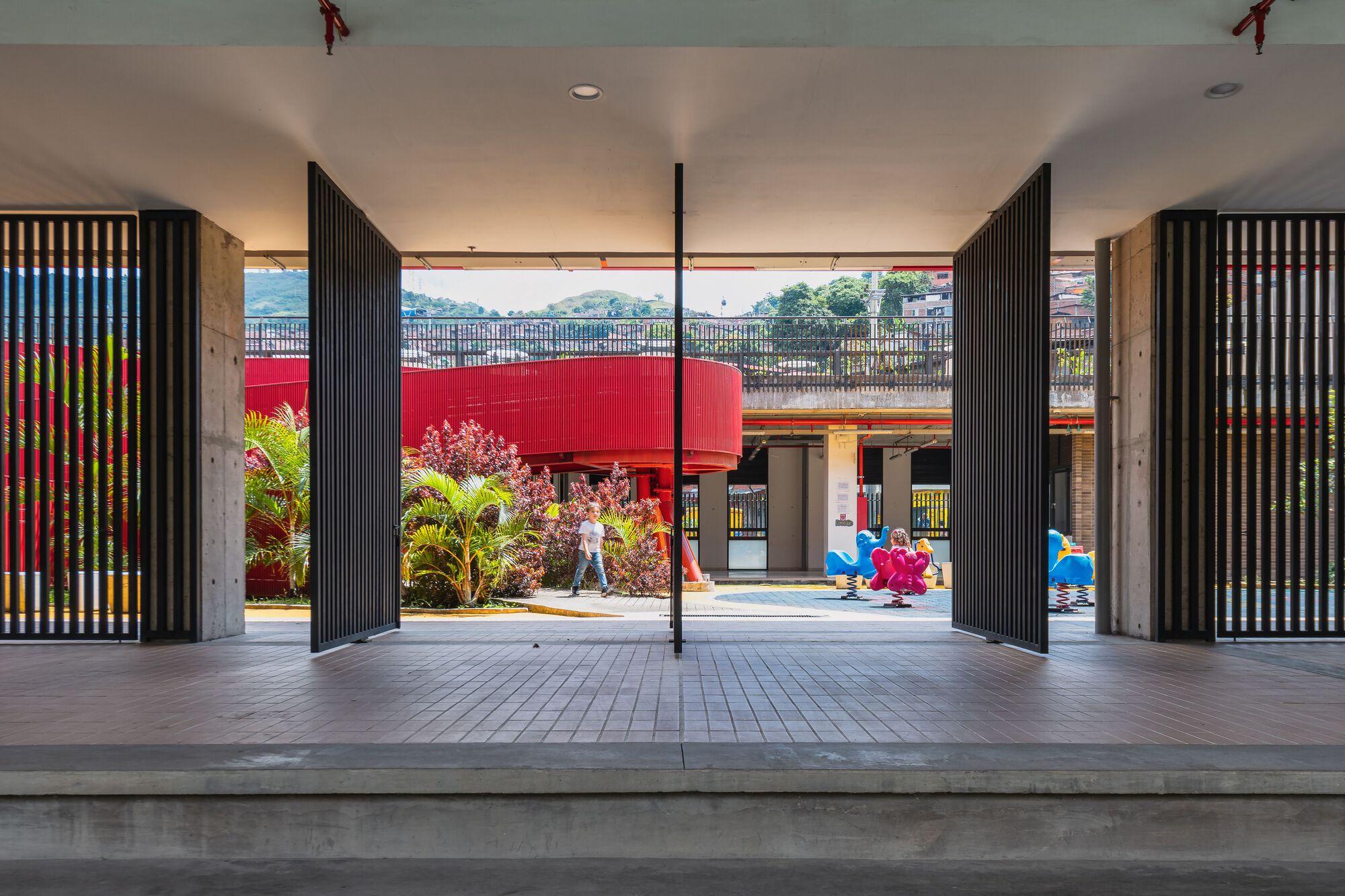 Espacio Colectivo Arquitectos 哥倫比亞 Cali, Colombia Cuna de Campeones Child Development Center 