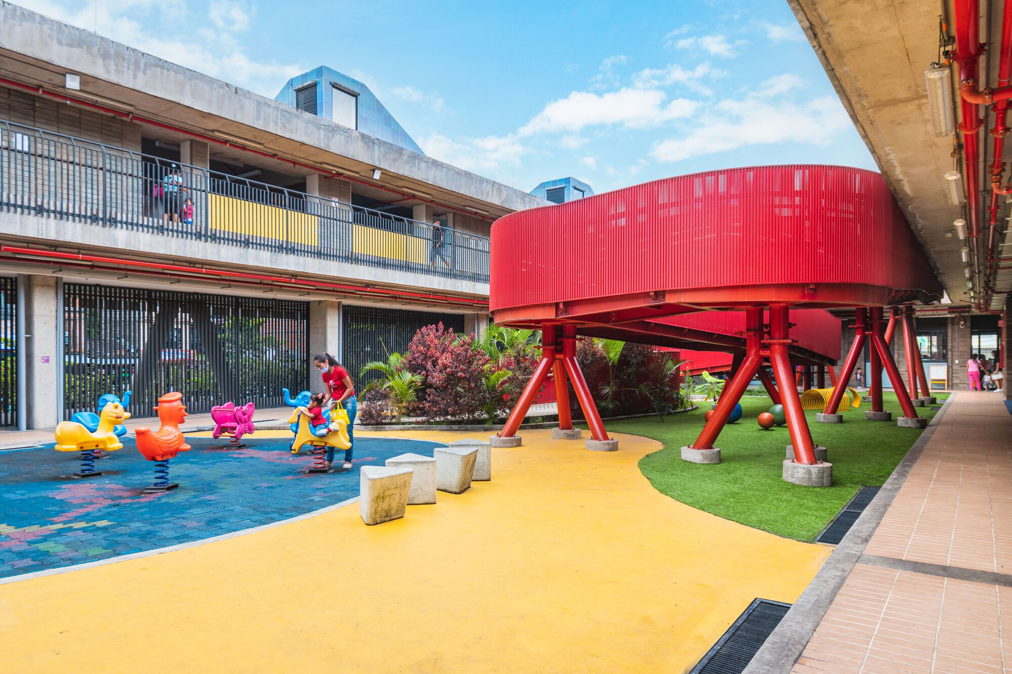Espacio Colectivo Arquitectos 哥倫比亞 Cali, Colombia Cuna de Campeones Child Development Center 