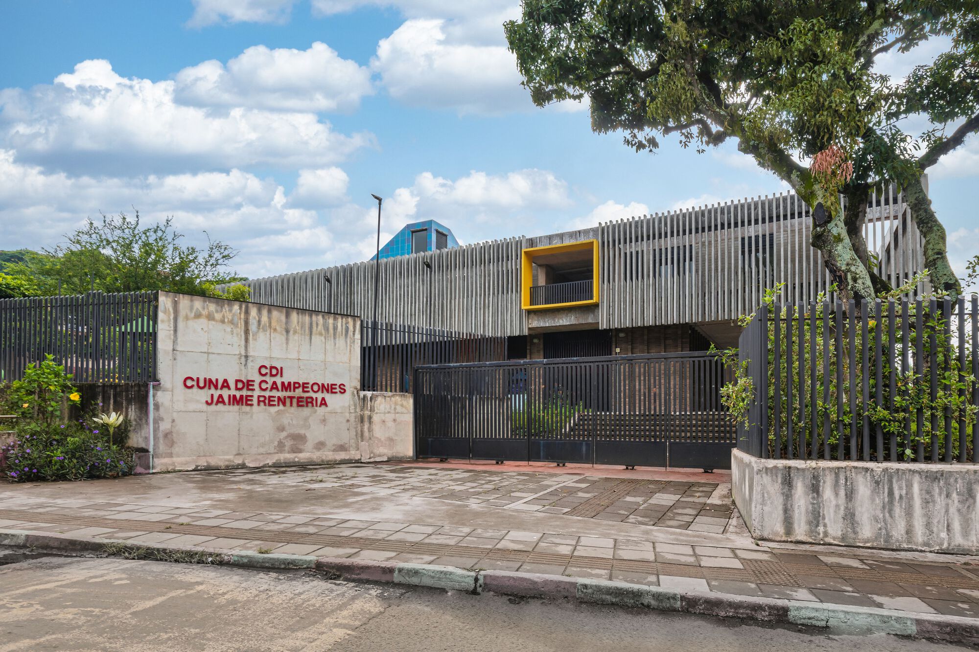 入口廣場 CDI CUNA DE CAMPEONES - JAIME RENTERÍA Cali