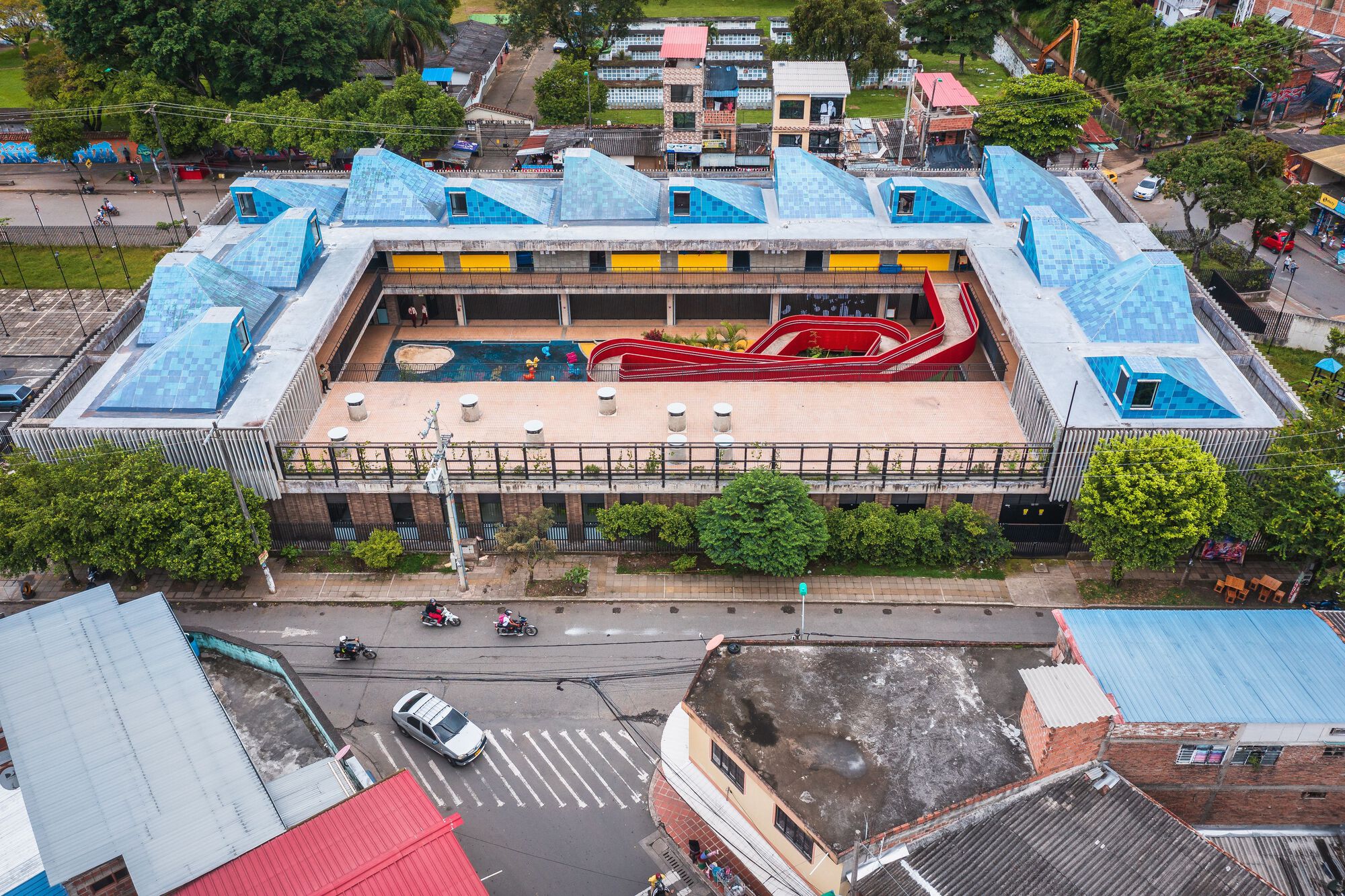 Espacio Colectivo Arquitectos 哥倫比亞 Cali, Colombia Cuna de Campeones Child Development Center 