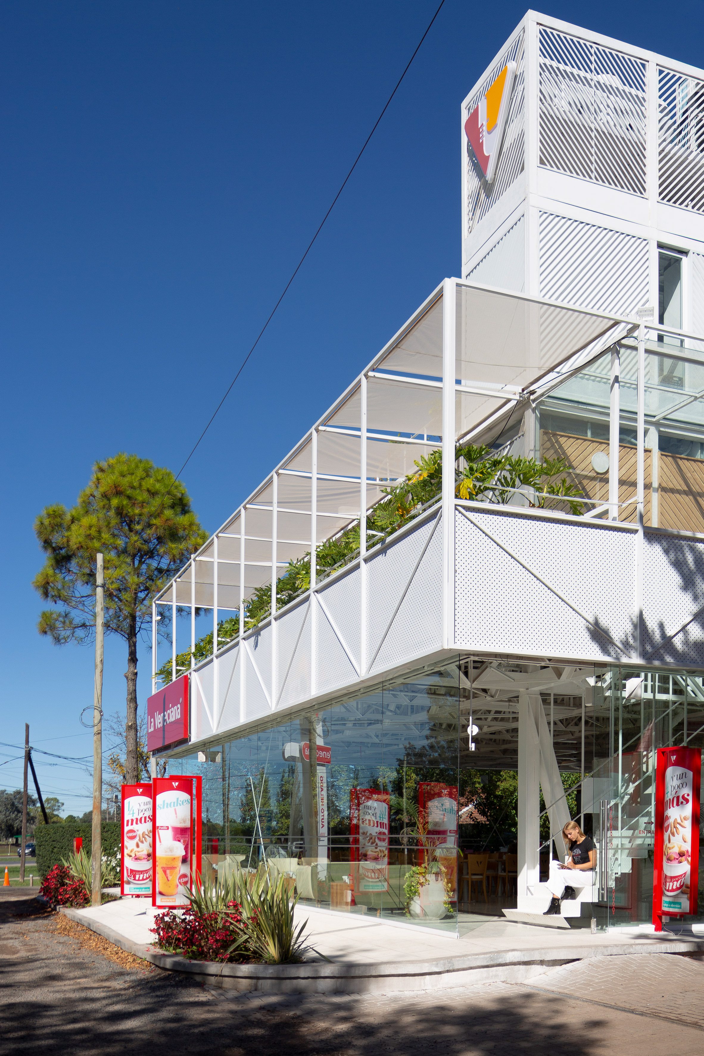 阿根廷 Veneciana Canning ICE CREAM 冰淇淋店 DRM Arquitectura