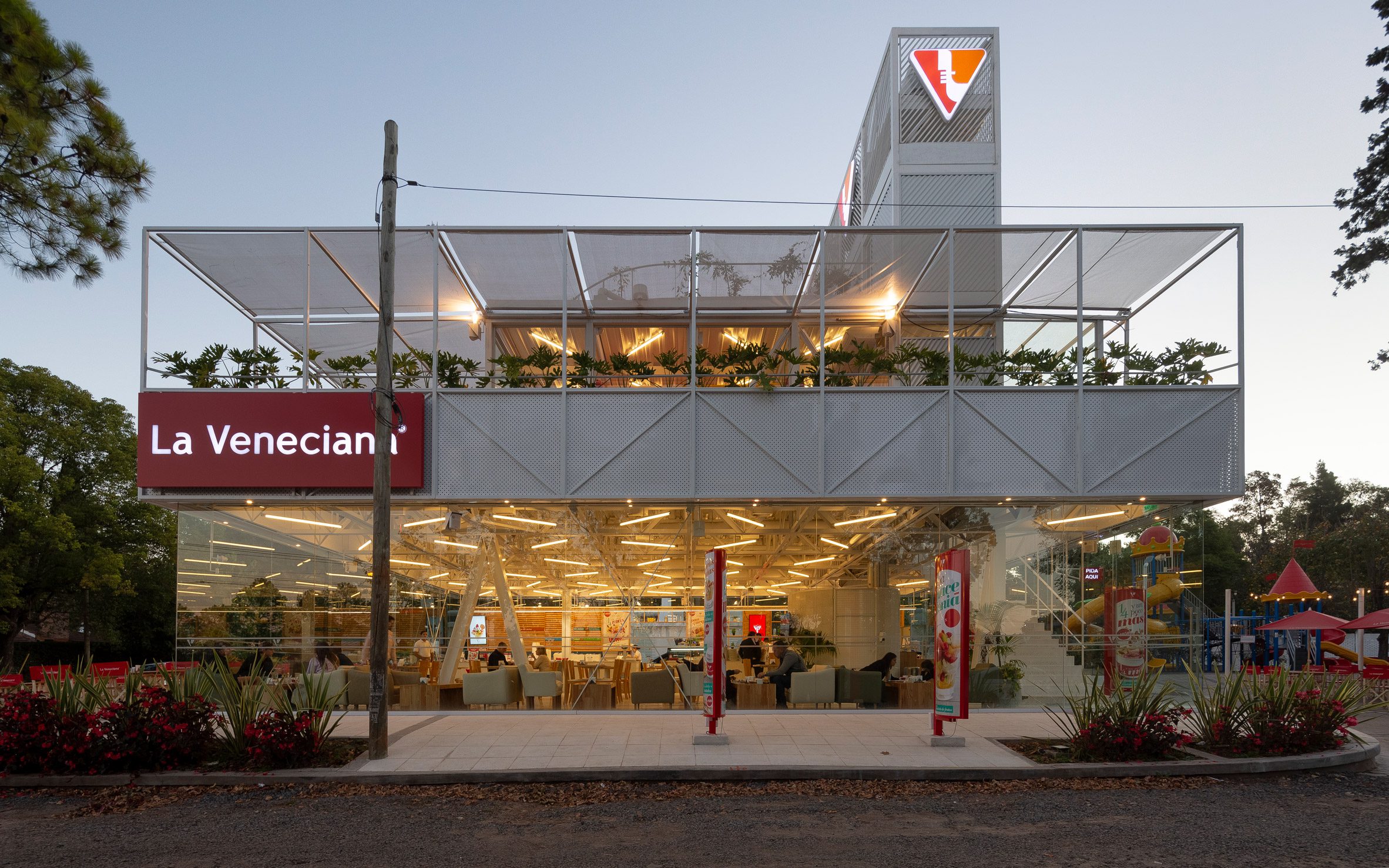 阿根廷 Veneciana Canning ICE CREAM 冰淇淋店 DRM Arquitectura