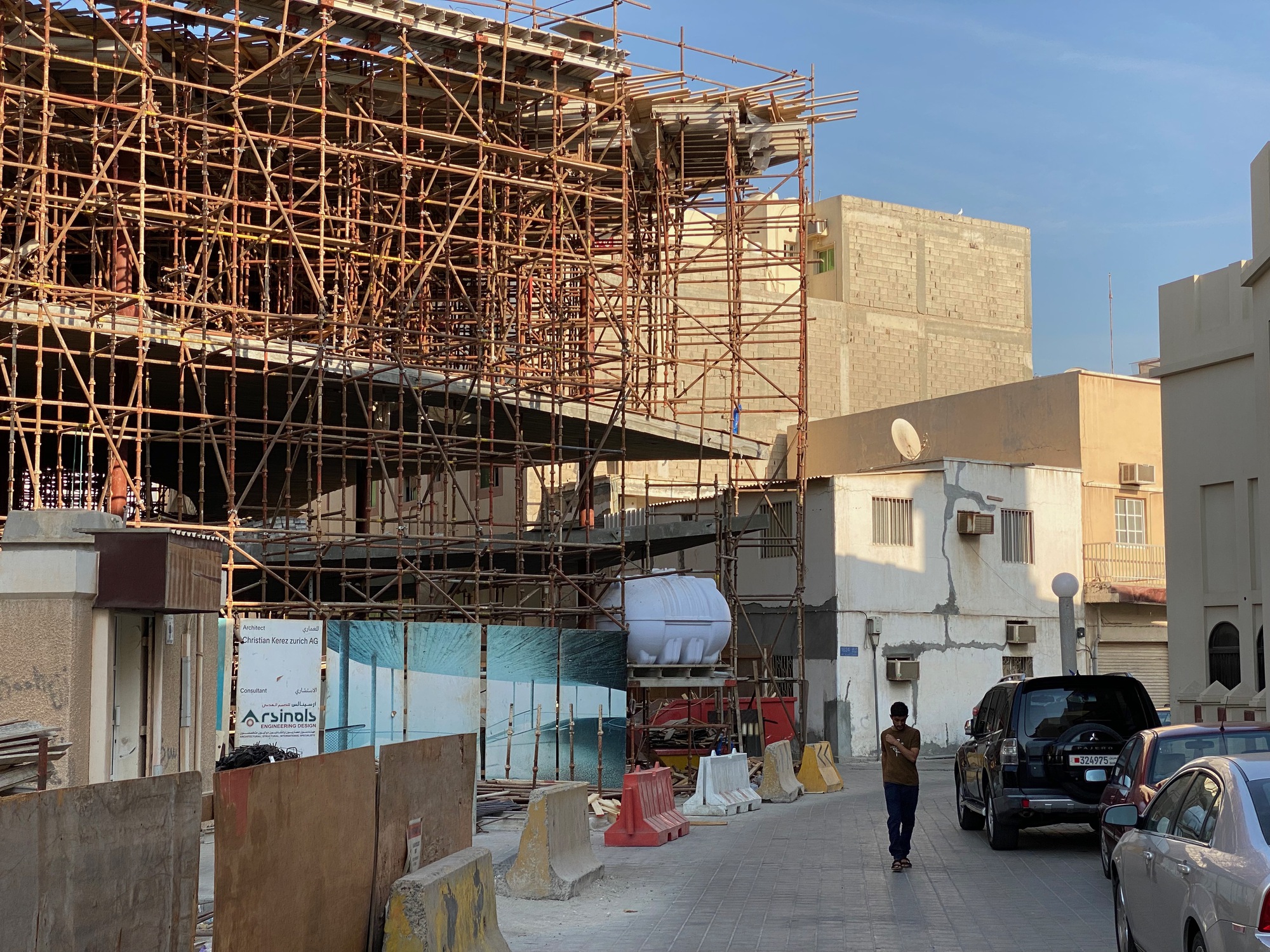 瑞士建築師 Christian Kerez 巴林王國 立體停車場（Photographs:Maxime Delvaux）[