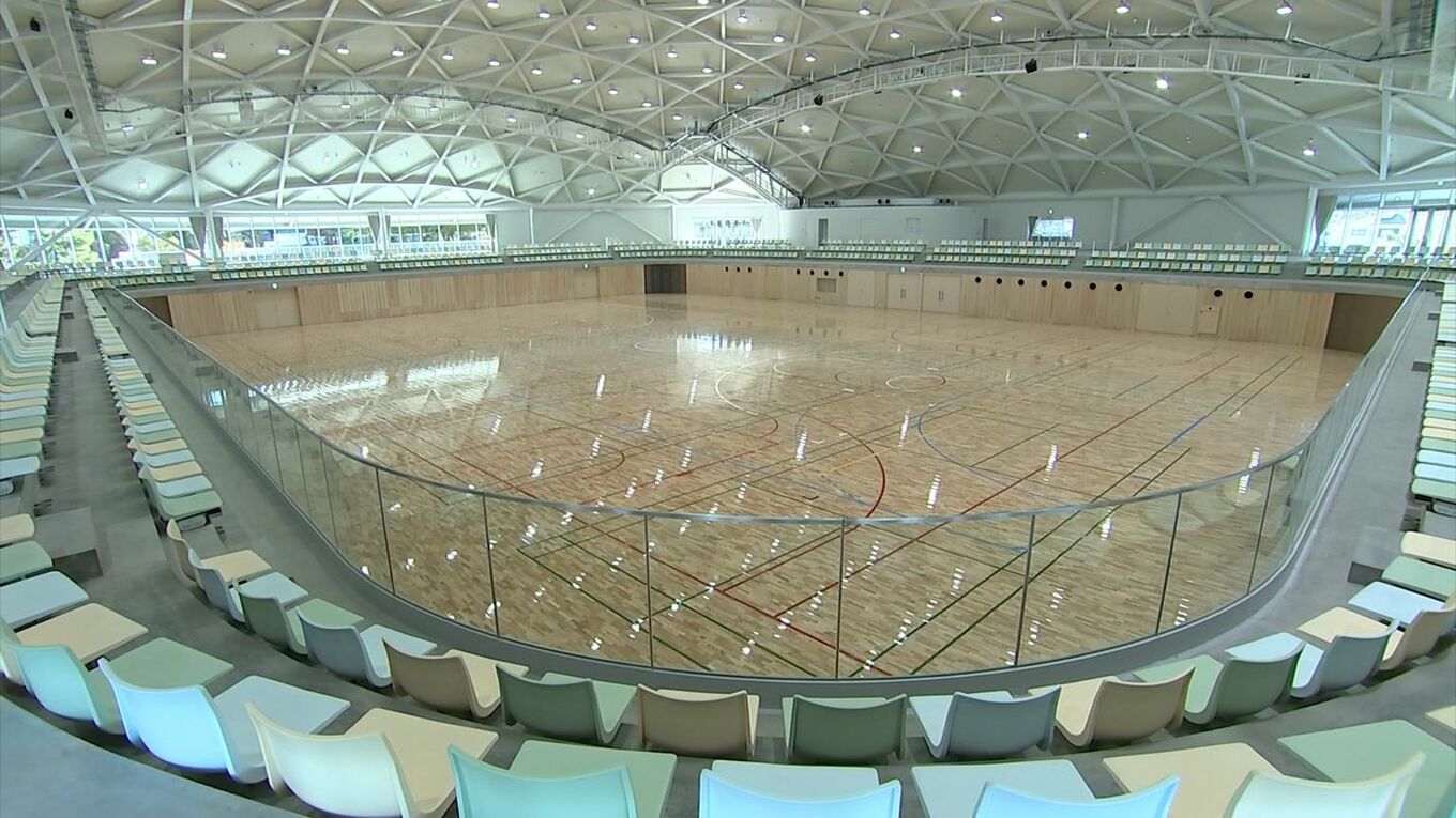日本「香川県立アリーナ」體育館內部