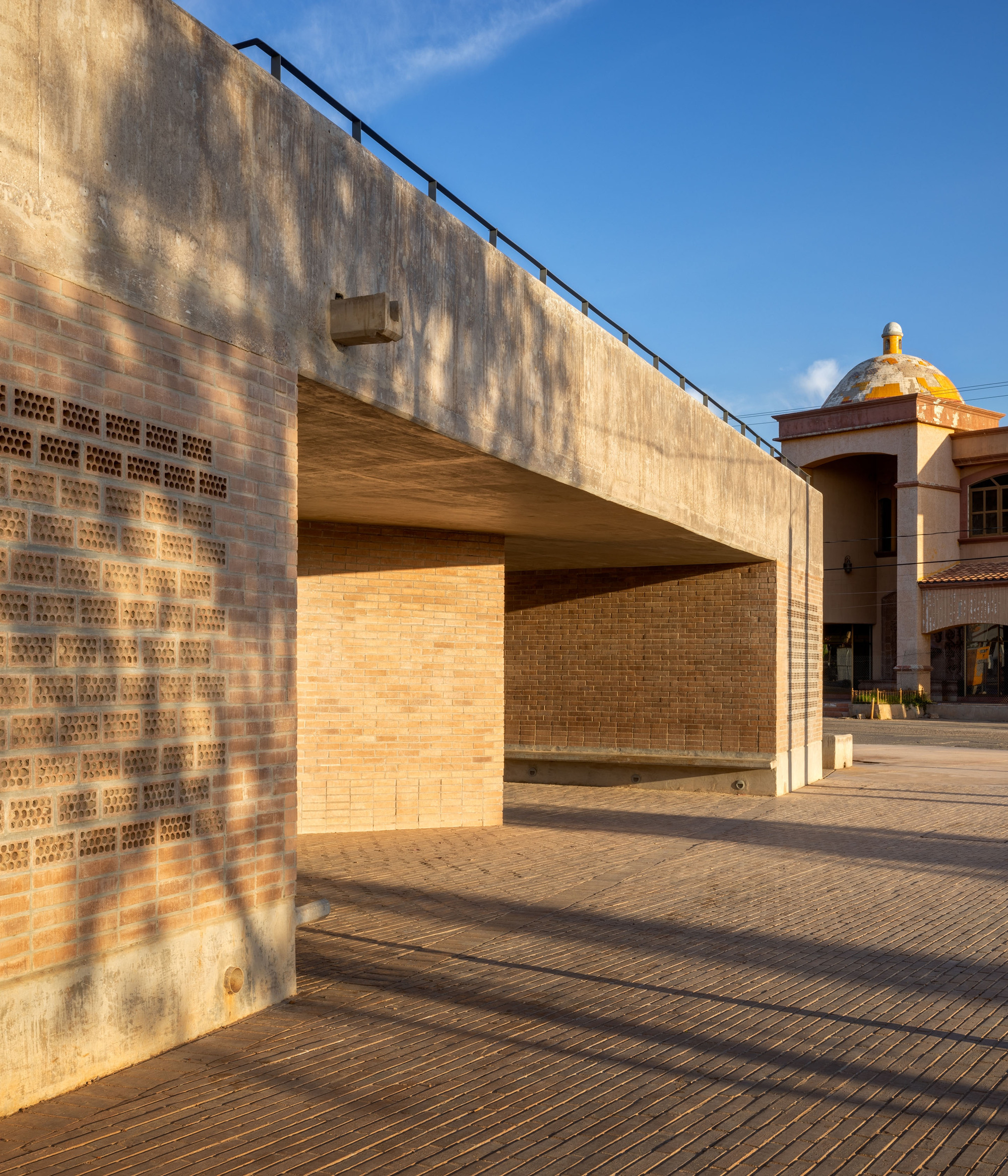 墨西哥建築師Fernanda Canales為「Benito Juarez Square」廣場