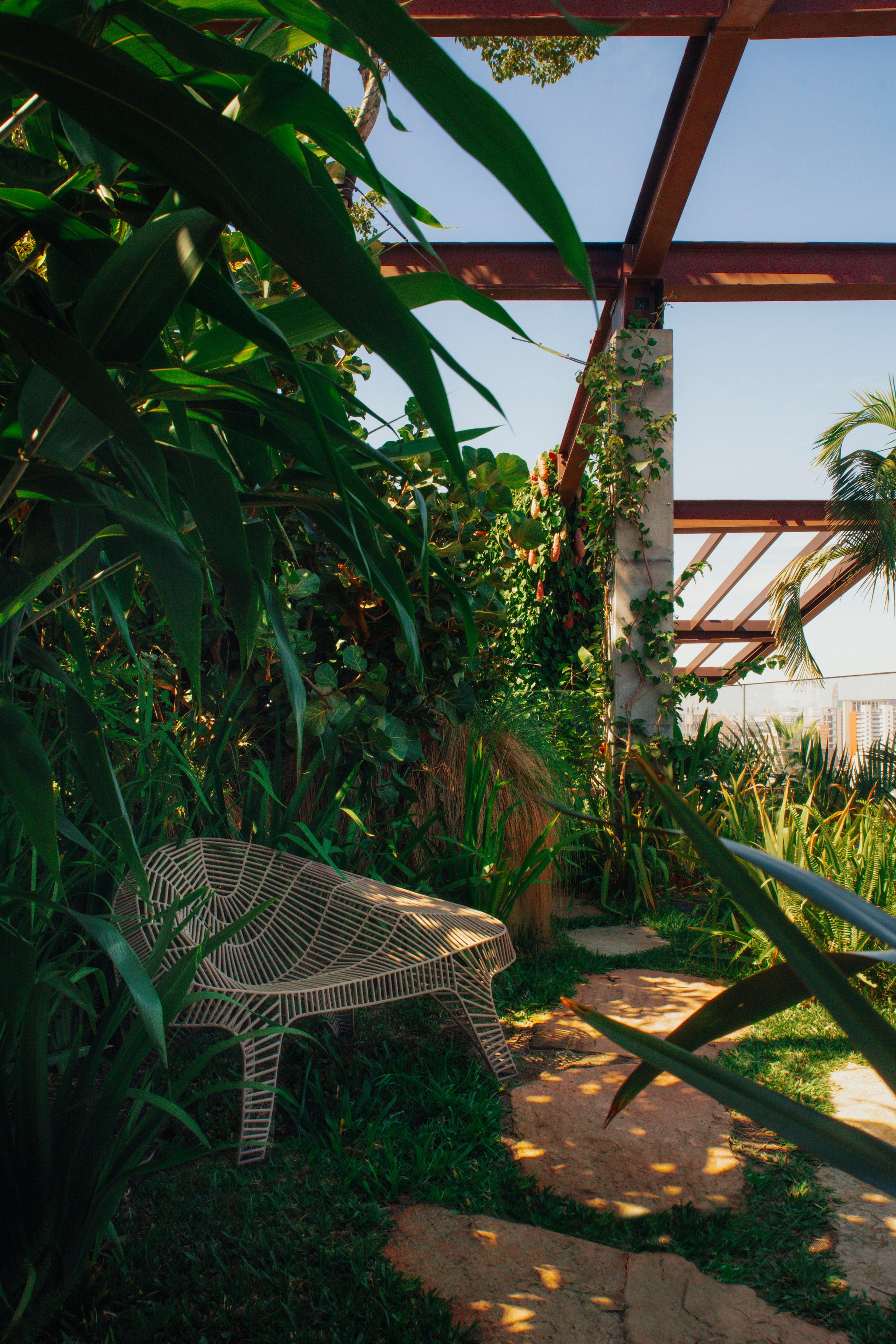 滿種綠色植栽的屋頂露台 São Paulo penthouse 巴西聖保羅豪宅室內設計