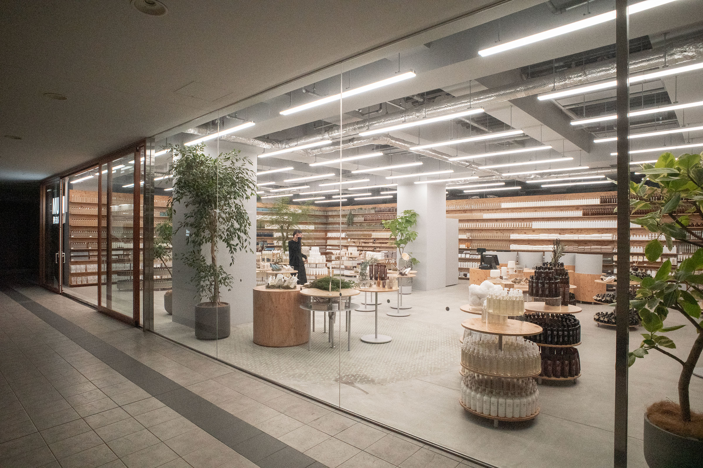 SANAA MUJI無印良品東京代官山店 室內設計