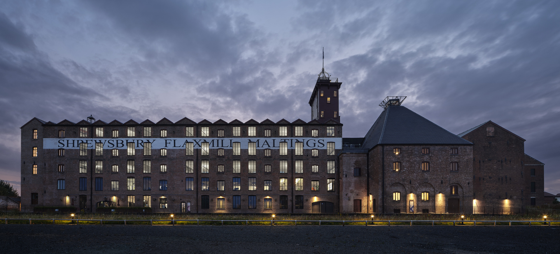 英國一級古蹟修復Shrewsbury Flaxmill Maltings 舊建築再利用 Feilden Clegg Bradley Studios