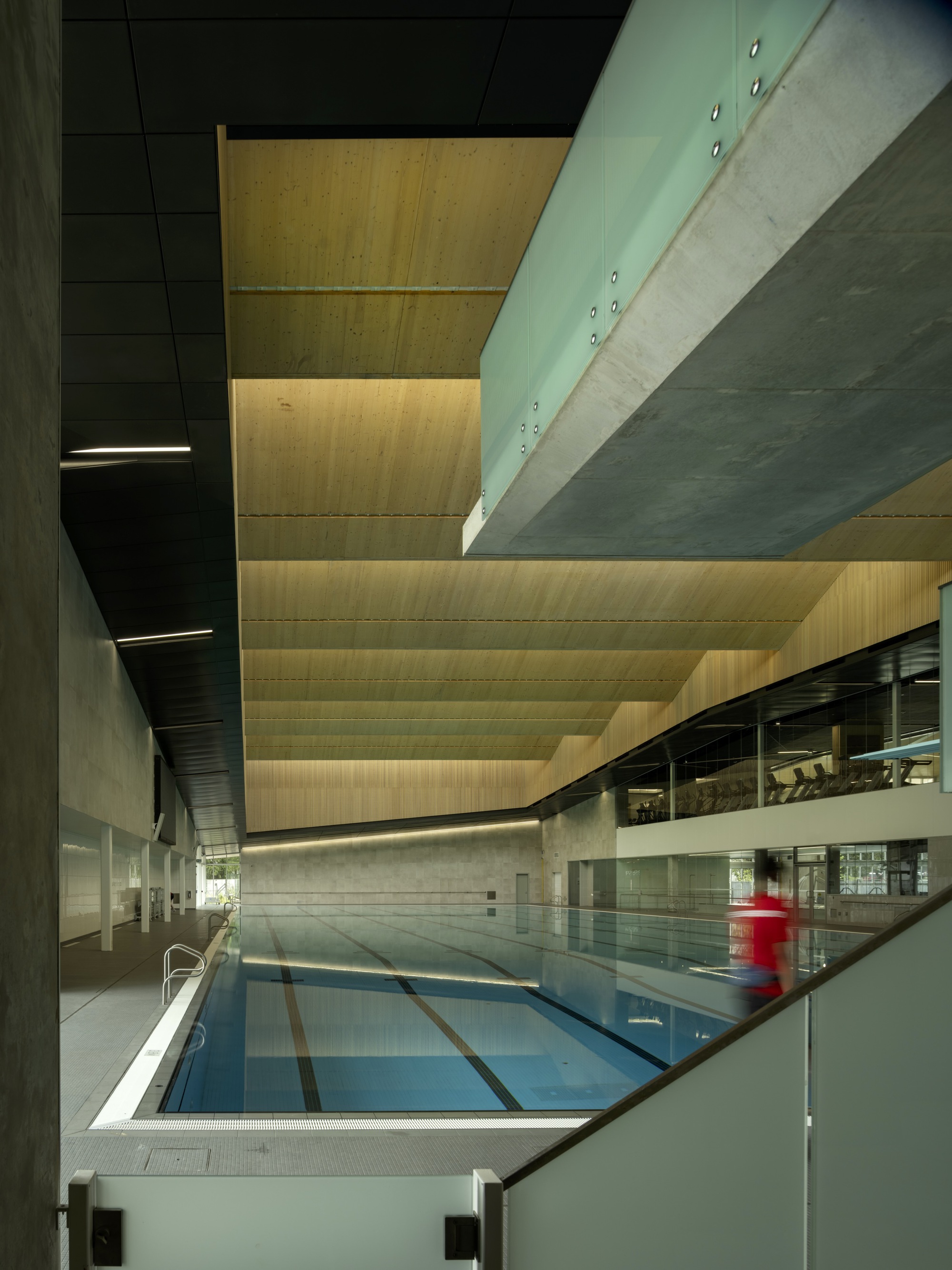 加拿大təməsew̓txʷ水上運動中心暨社區中心 運動館 體育館