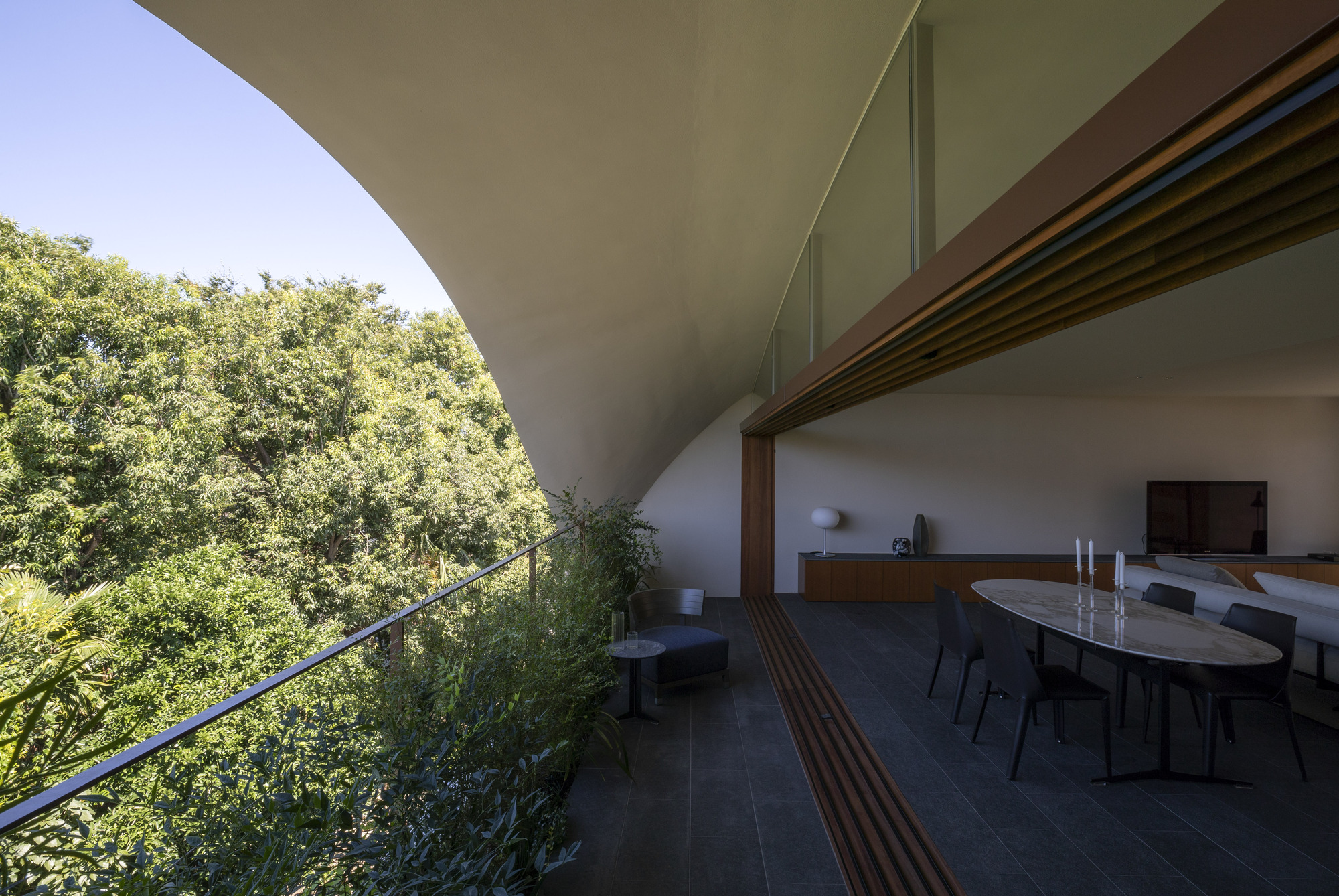 井川充司 天空洞穴 SKY CAVE 東京住宅