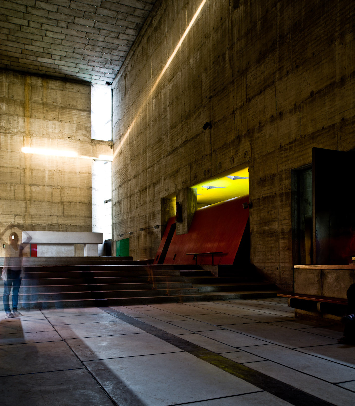 柯比意（Le Corbusier） 法國里昂 拉圖雷特修道院（The Convent of La Tourette）