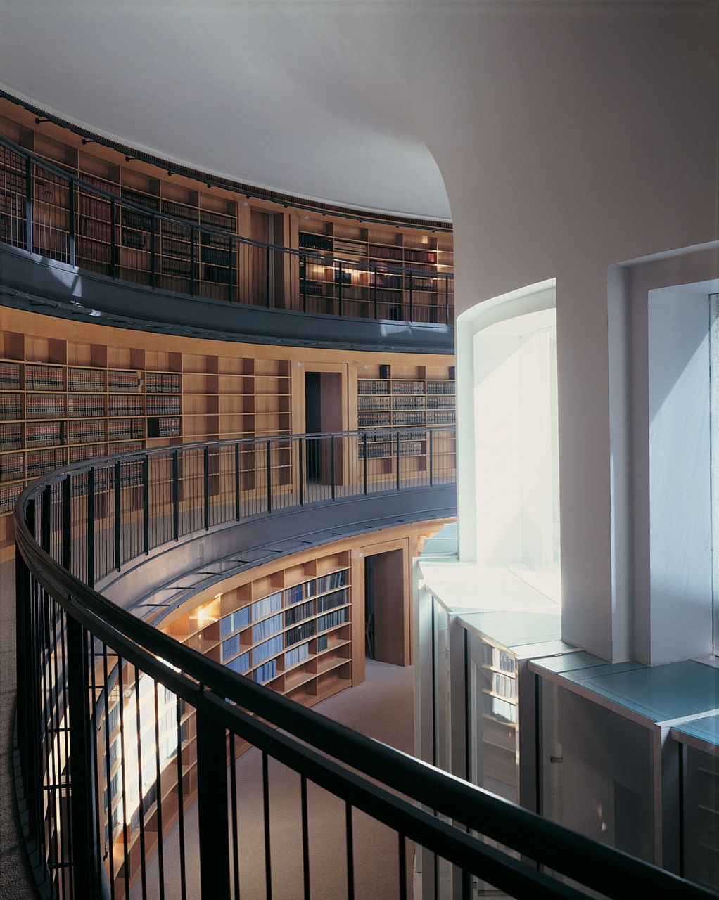 Supreme Court Building in Jerusalem Ada Karmi-Melamede Architects Ram Karmi 圖書館
