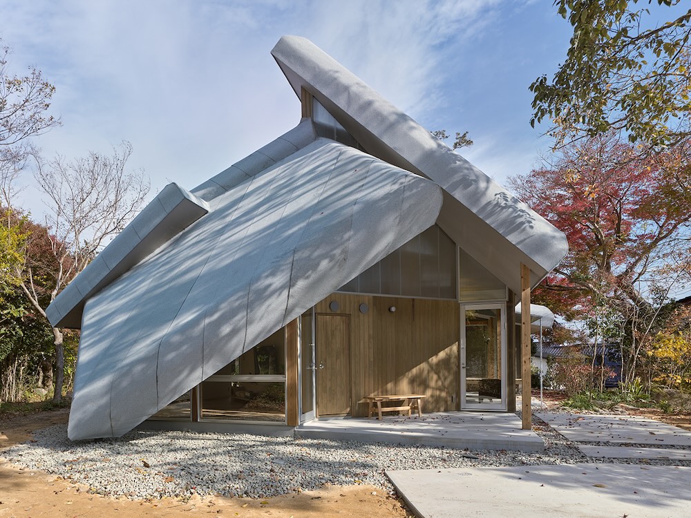 練馬區立美術館「平田晃久―人間の波打ちぎわ」シャイニング・クラウズ（2022） ©︎ Yasushi Ichikawa