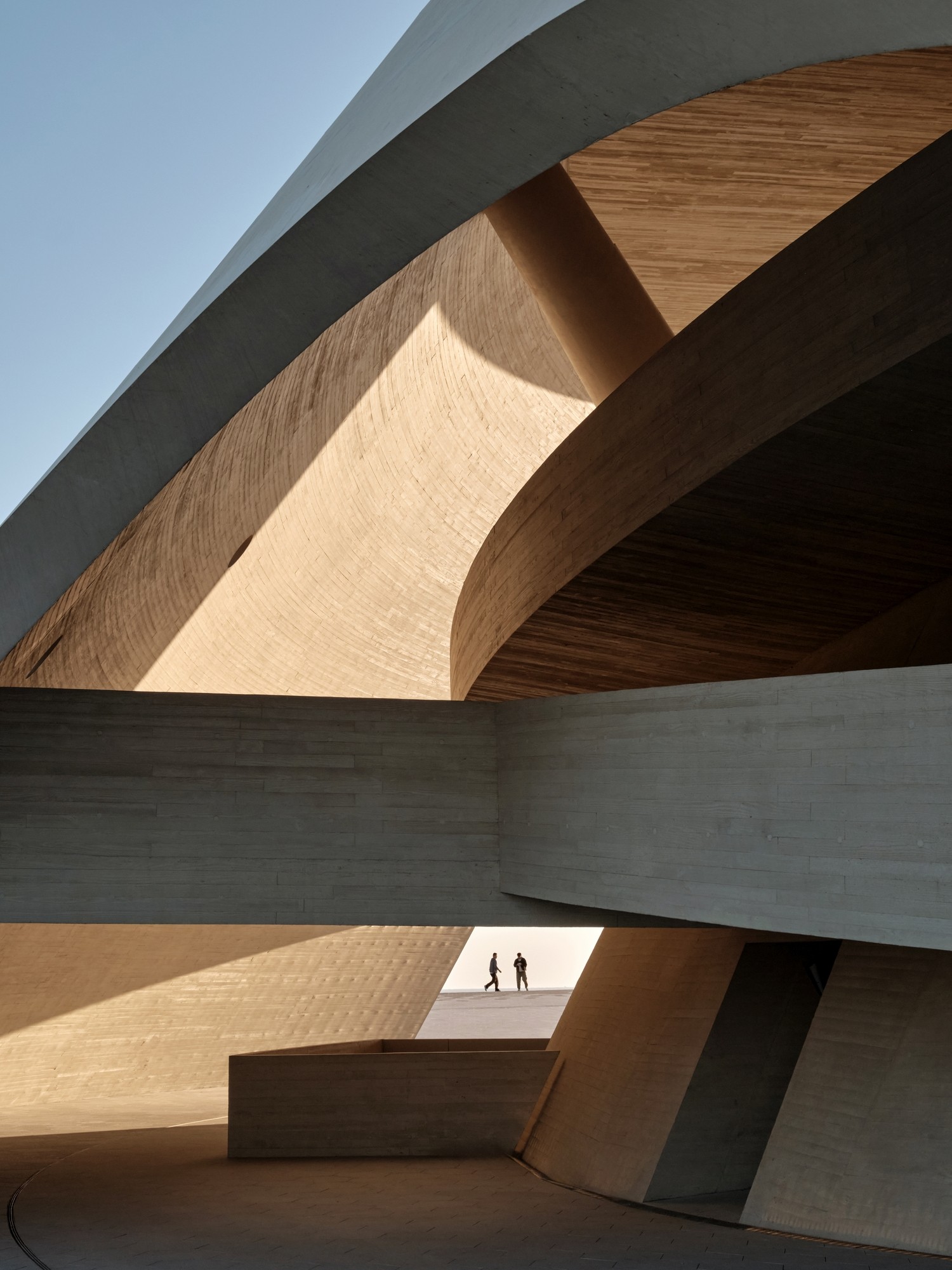 OPEN Architecture 中國建築師 煙台時光塔 兩層殼體之間  攝影：雷壇壇