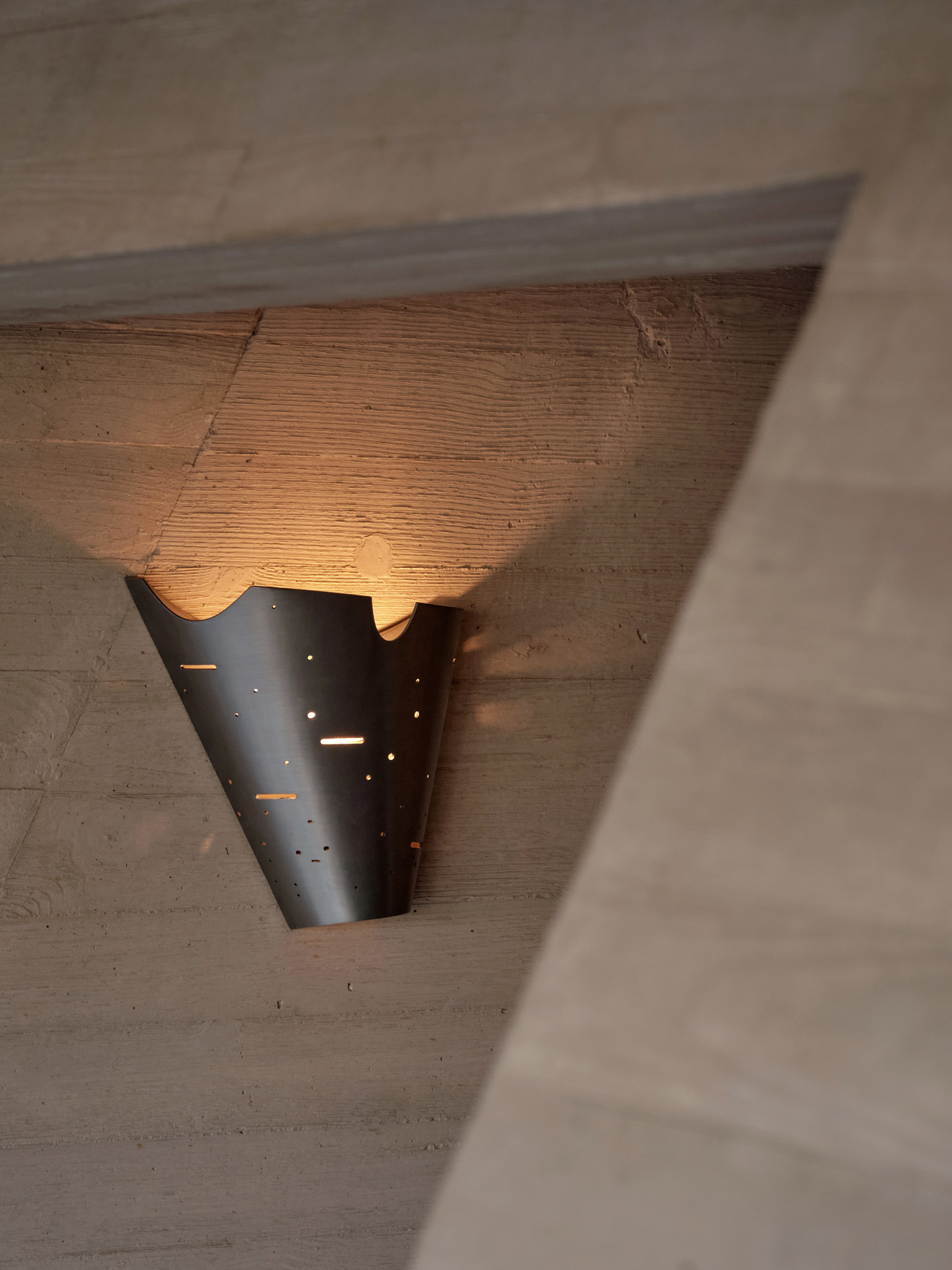 OPEN Architecture 中國建築師 煙台時光塔 定製壁燈 攝影:雷壇壇