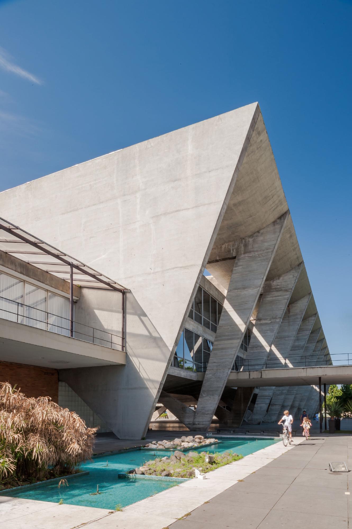 Affonso Eduardo Reidy, （Photos by Filippo Poli） · Museu de Arte Moderna do Rio de Janeiro