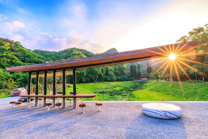 ▲水利處以蜻蜓為發想，設立蜻蜓涼亭。　圖：台北市政府工務局水利工程處／提供