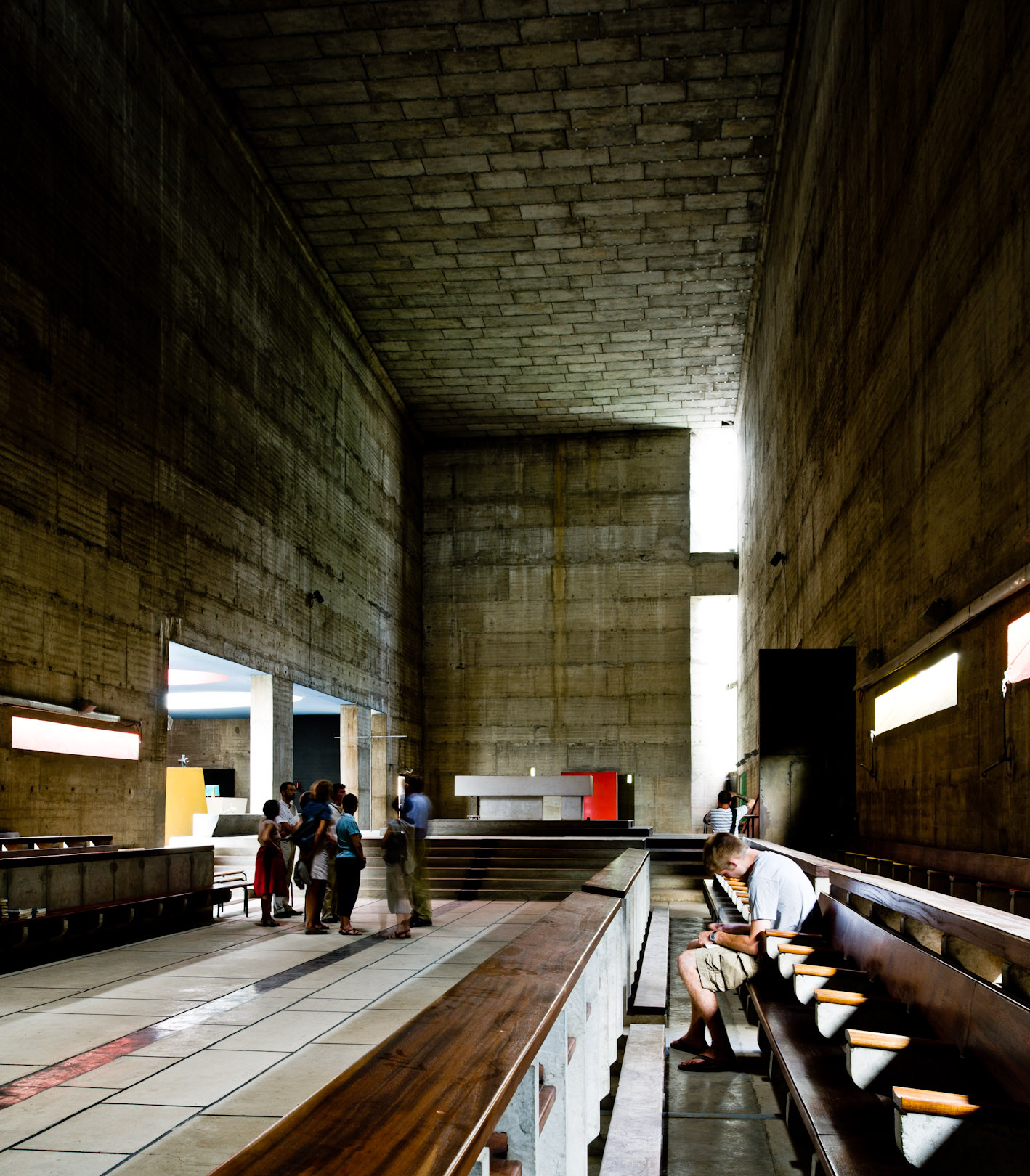 柯比意（Le Corbusier） 法國里昂 拉圖雷特修道院（The Convent of La Tourette）