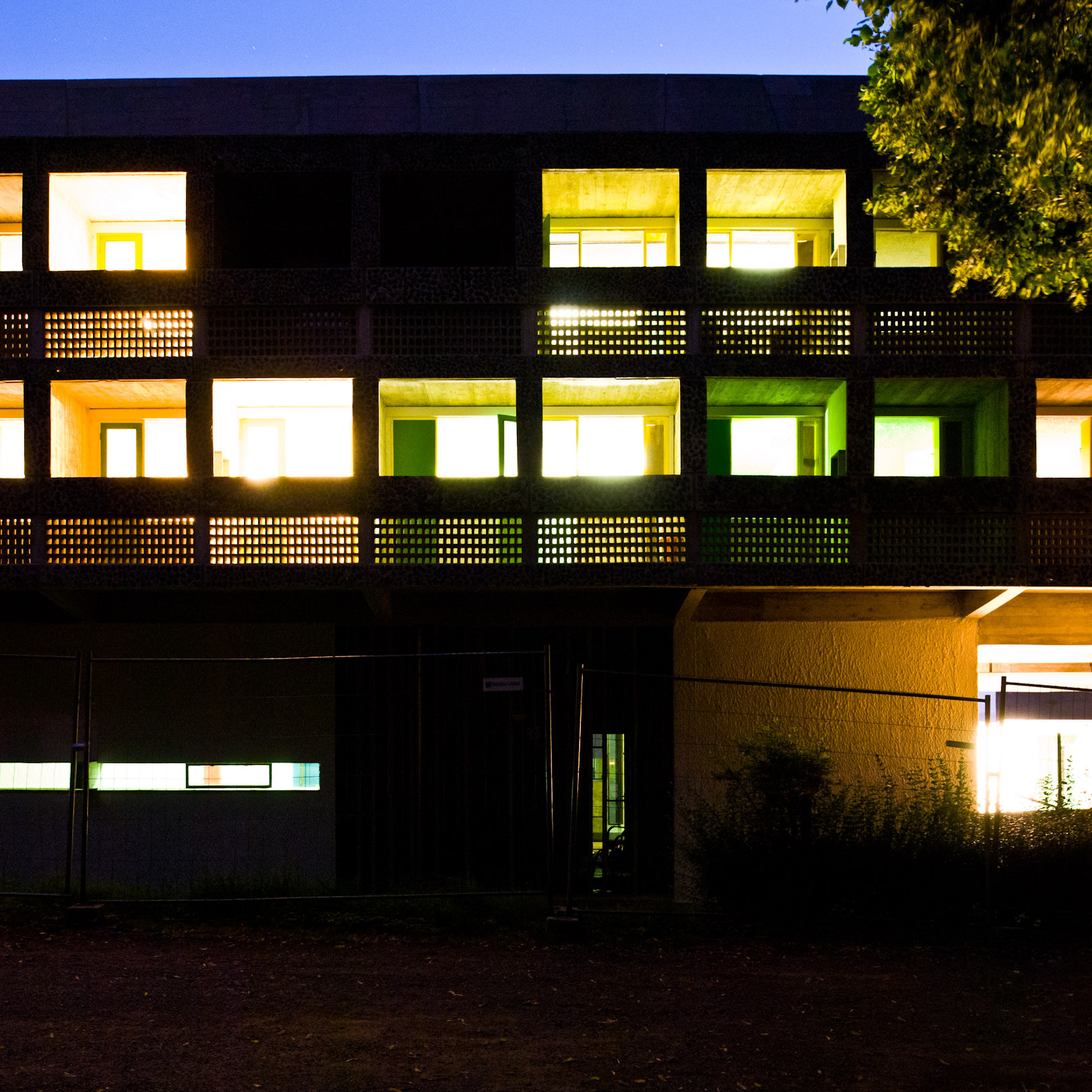 柯比意（Le Corbusier） 法國里昂 拉圖雷特修道院（The Convent of La Tourette）