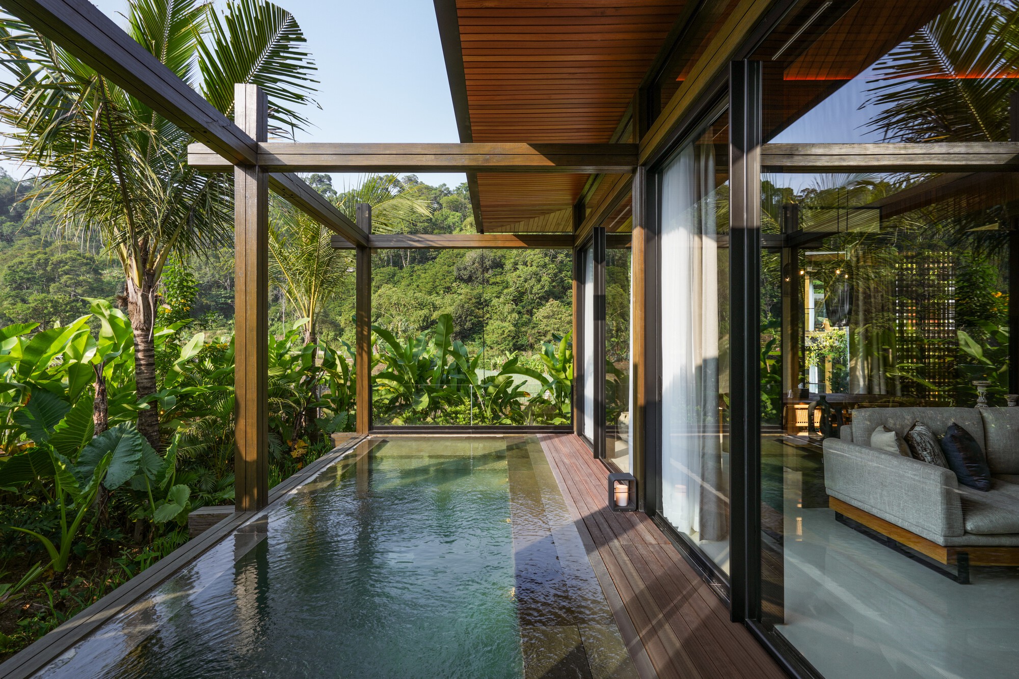 印尼 Kecamatan Megamendung  多功能建築、酒店建築、公共空間、景觀設計 K-Thengono Design Studio