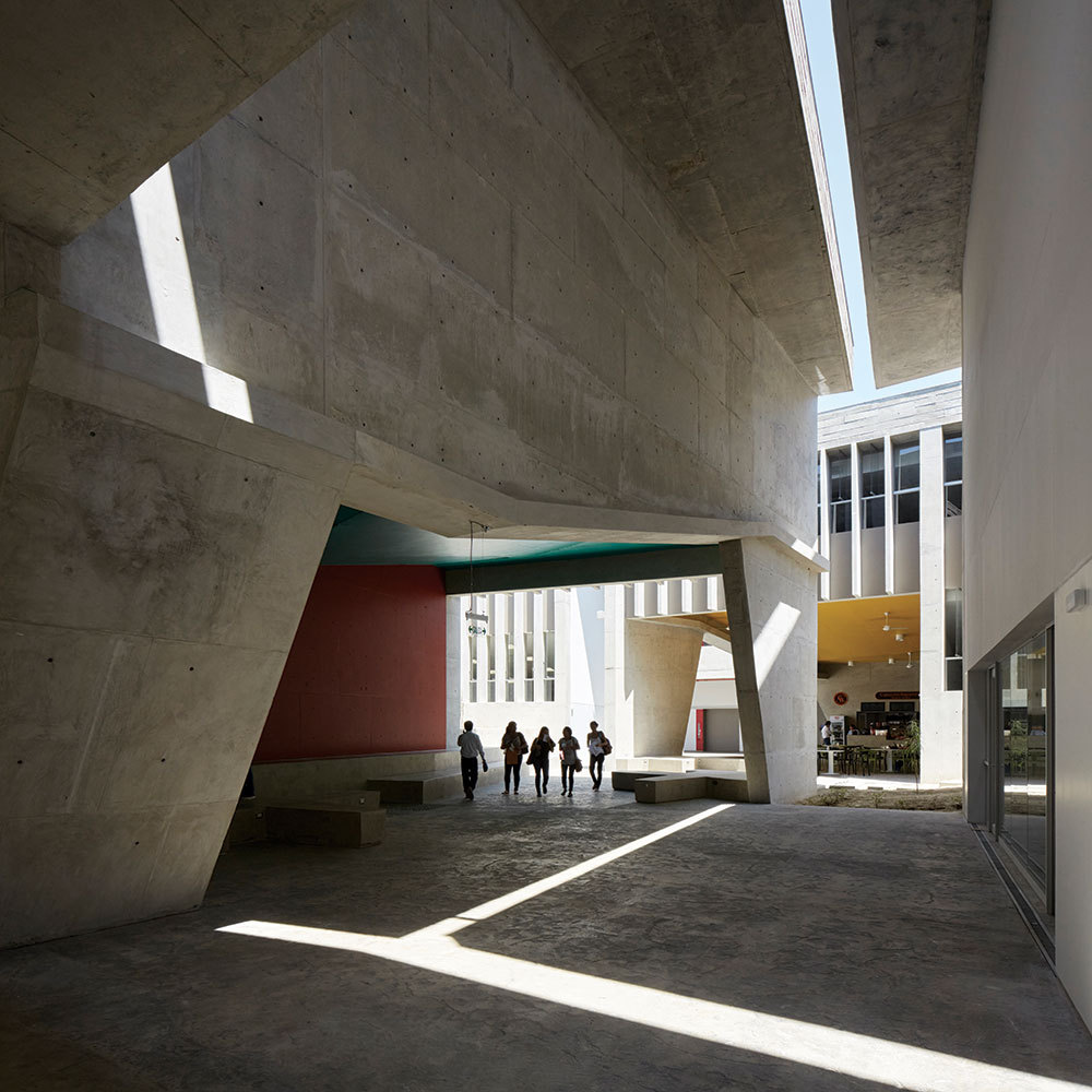 秘魯建築 Peru 大學 UDEP Lecture Building  BARCLAY CROUSSE Architecture 