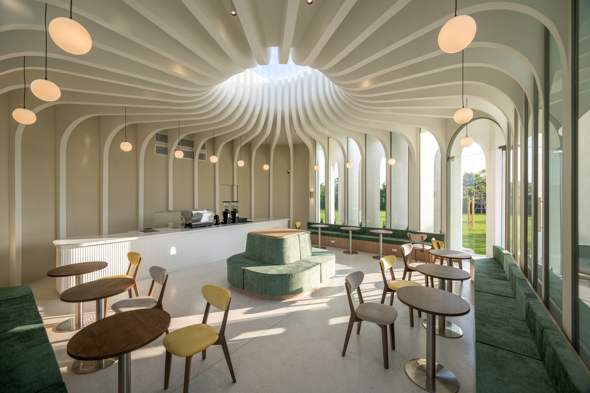 泰國餐廳 Curvy Dining Unknown Surface Studio