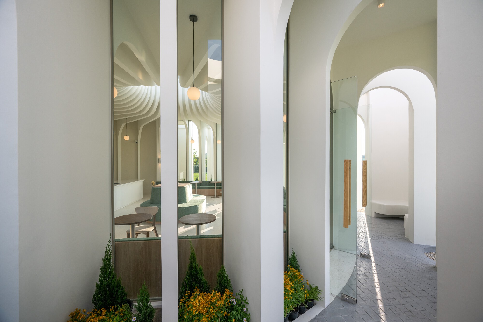 泰國餐廳 Curvy Dining Unknown Surface Studio
