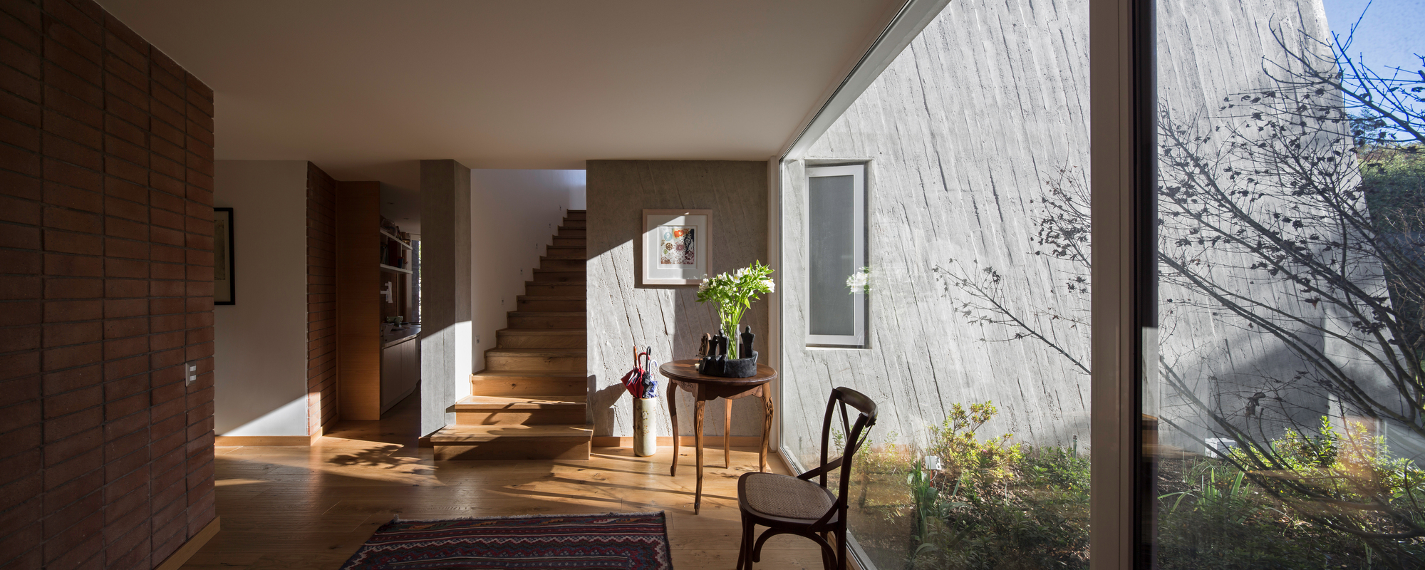 House Between Courtyards 智利聖地牙哥 Santiago Chile 私人住宅 Enrique Browne Tomás Swett