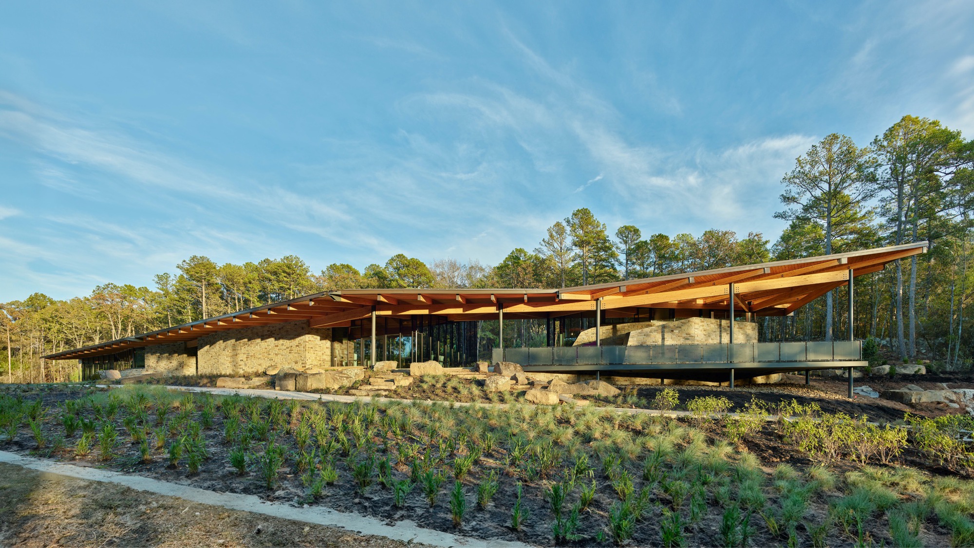 美國阿肯色州遊客中心 Pinnacle Mountain State Park Visitor Center Polk Stanley Wilcox Architects