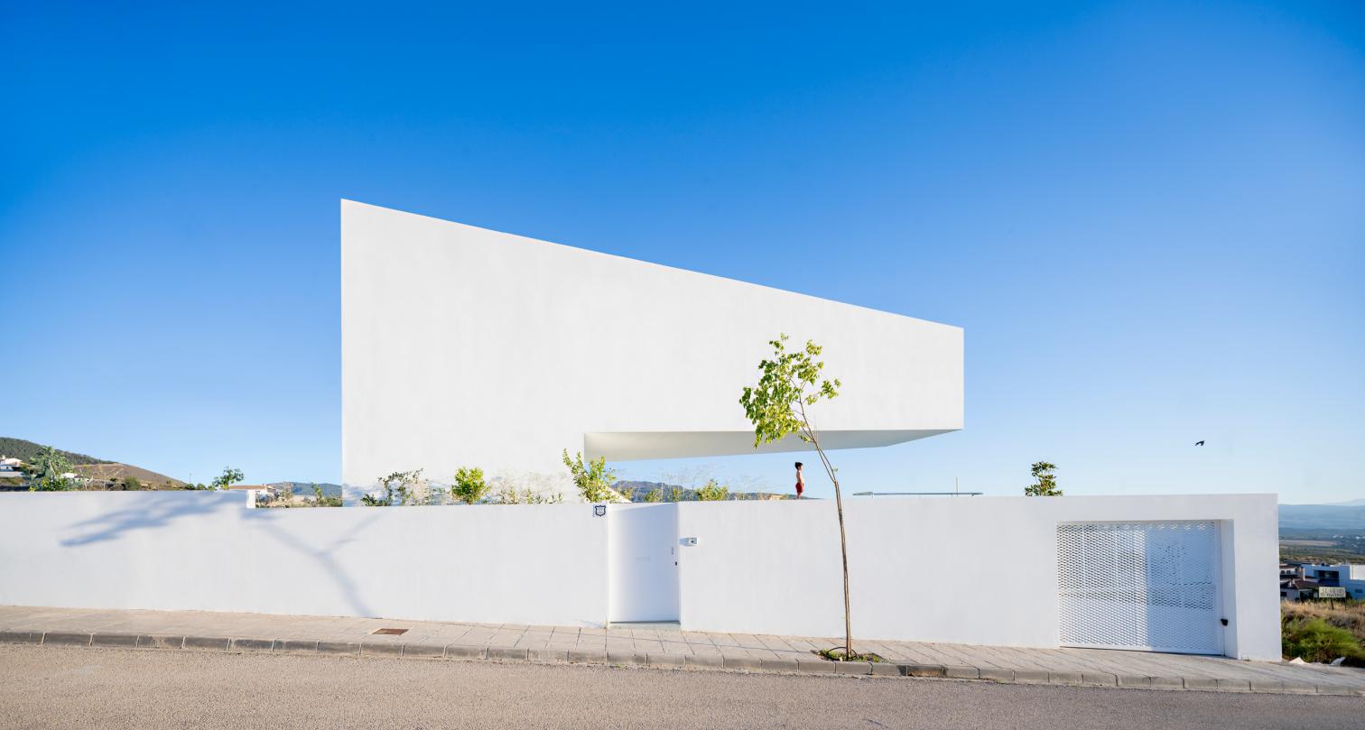 西班牙住宅 PISCINA CON CASA Serrano + Baquero