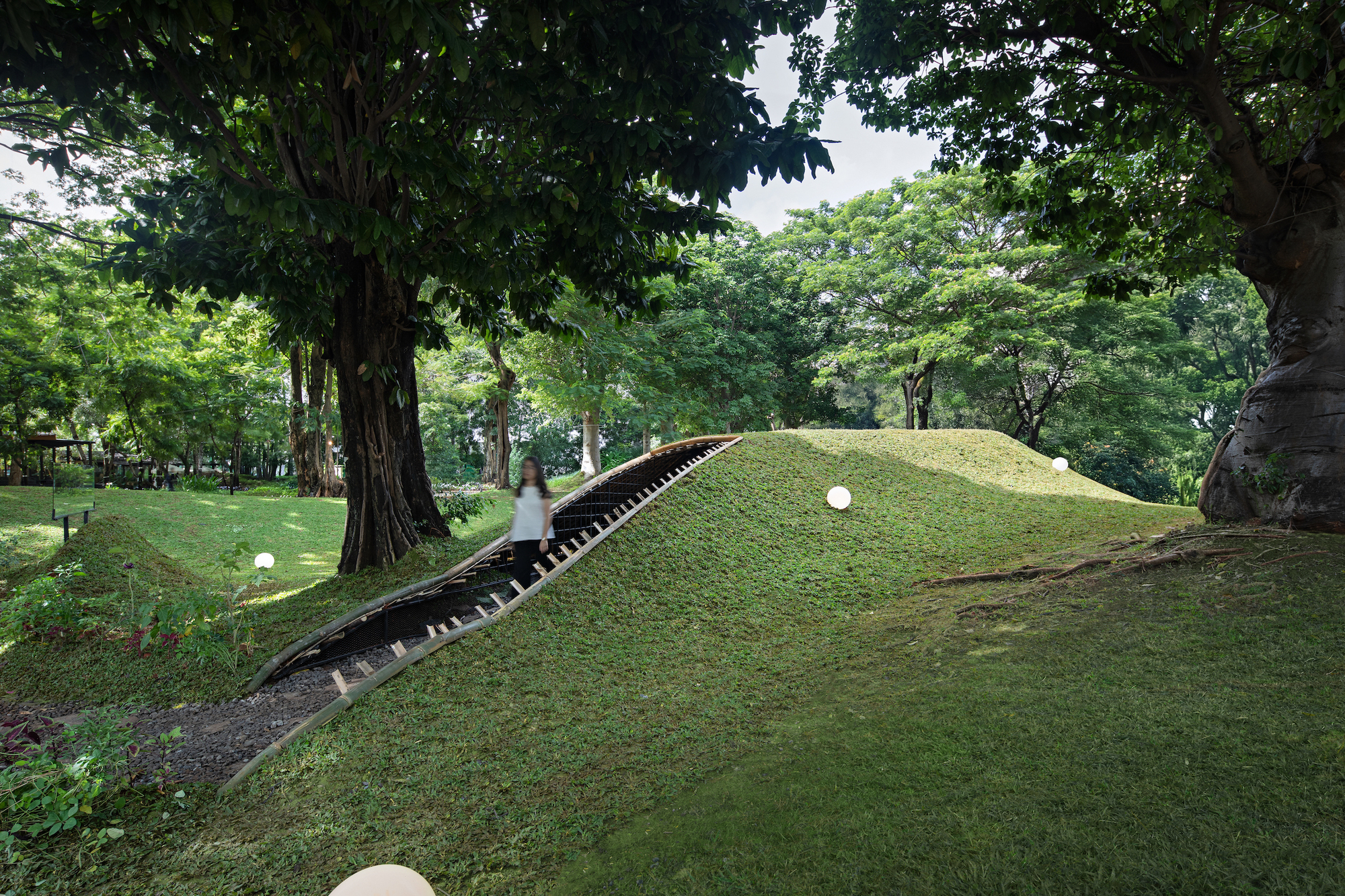 印尼地景雞舍 Chicken Hero Pavilion RAD+ar (Research Artistic Design + architecture)