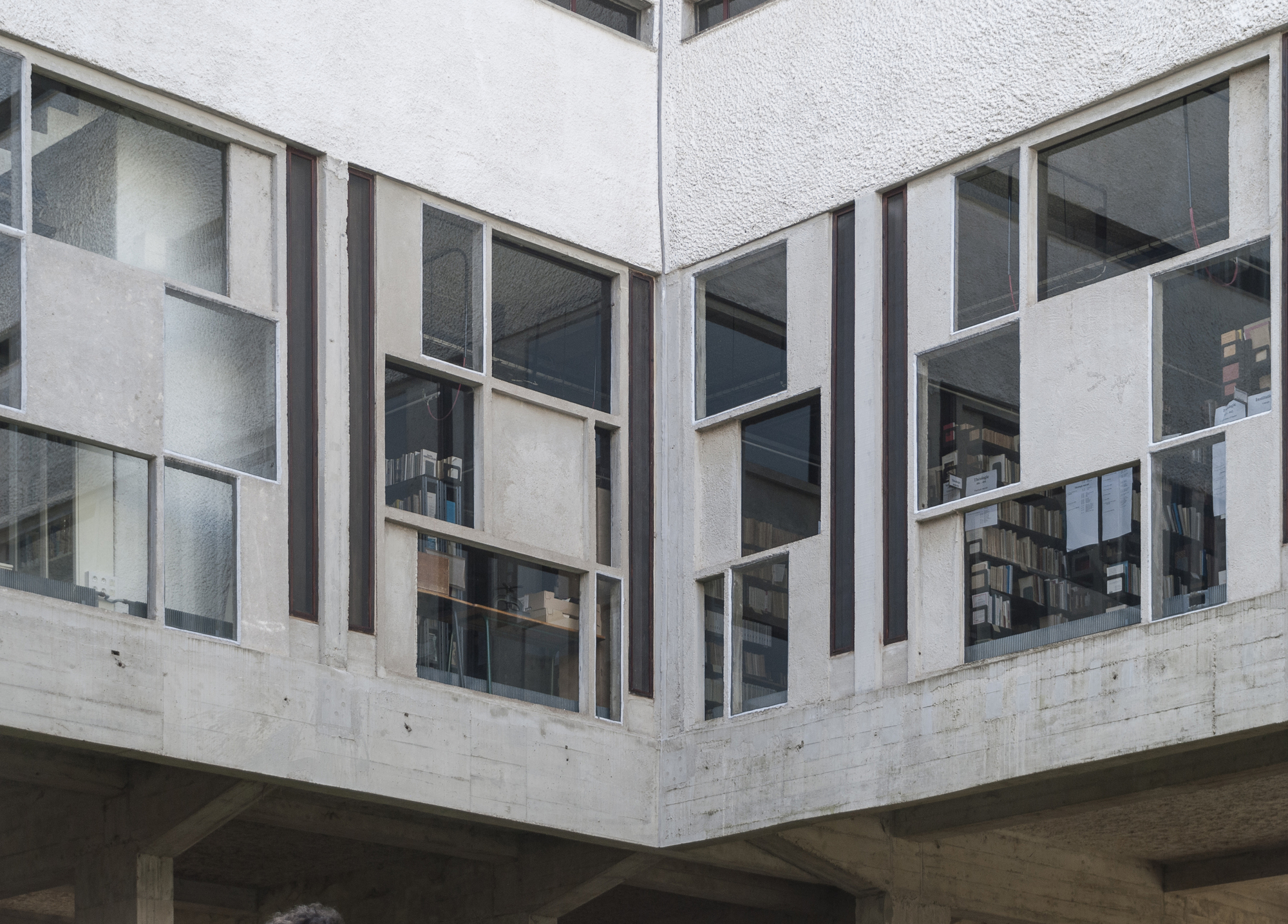柯比意(Le Corbusier) 法國里昂 拉圖雷特修道院(The Convent of La Tourette)