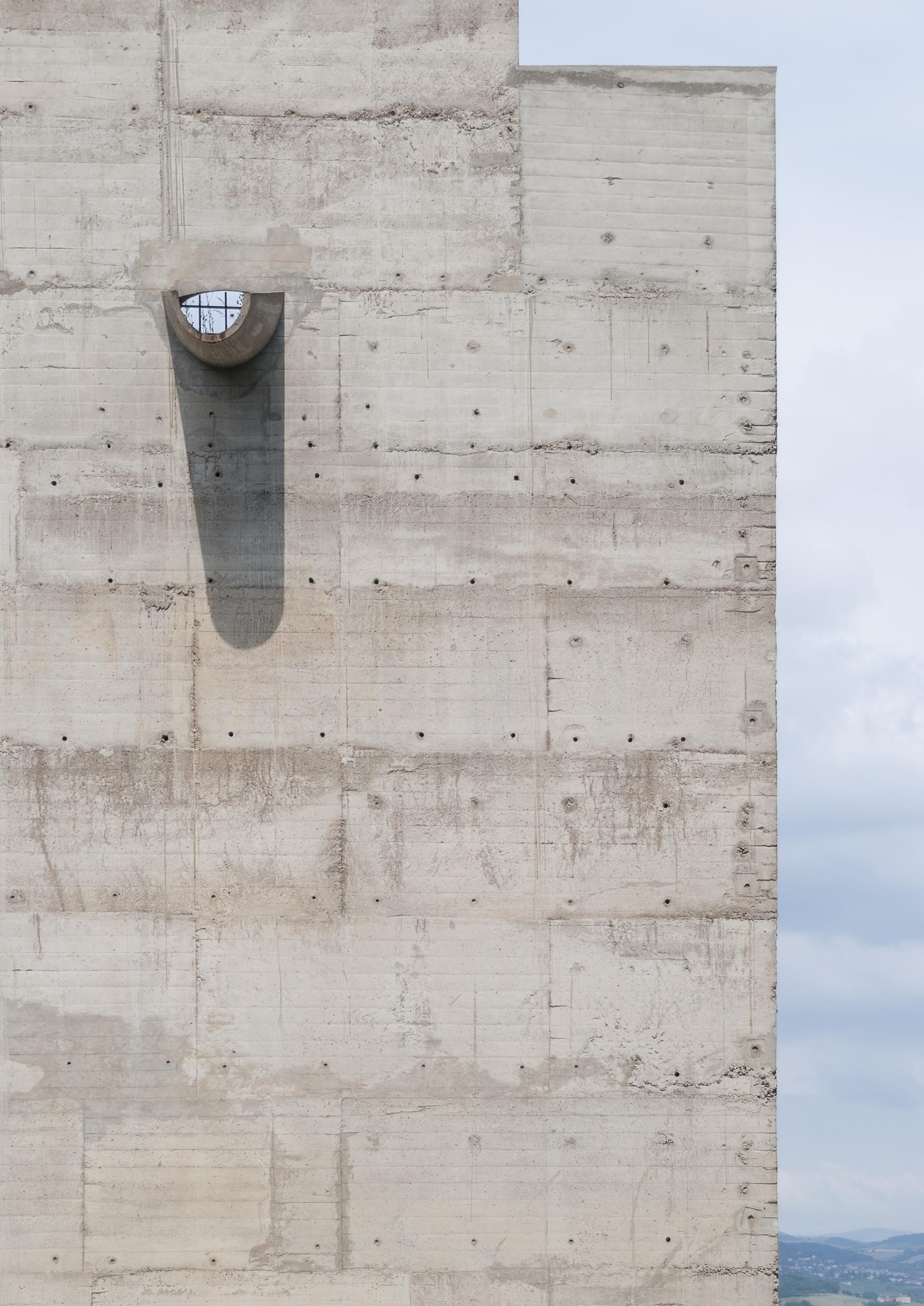柯比意（Le Corbusier） 法國里昂 拉圖雷特修道院（The Convent of La Tourette）
