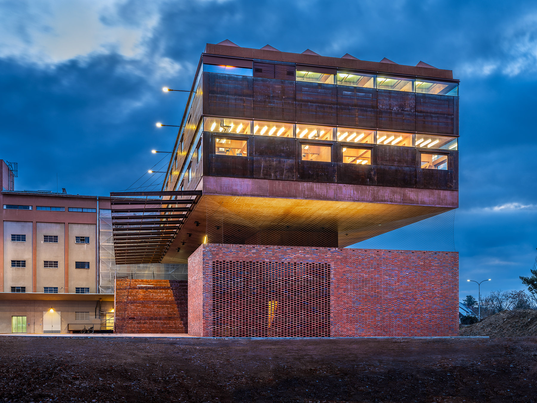 捷克建築 GAMPA and Sféra with Public Spaces of Automatic Mills Winternitzovy automatické Mlýny