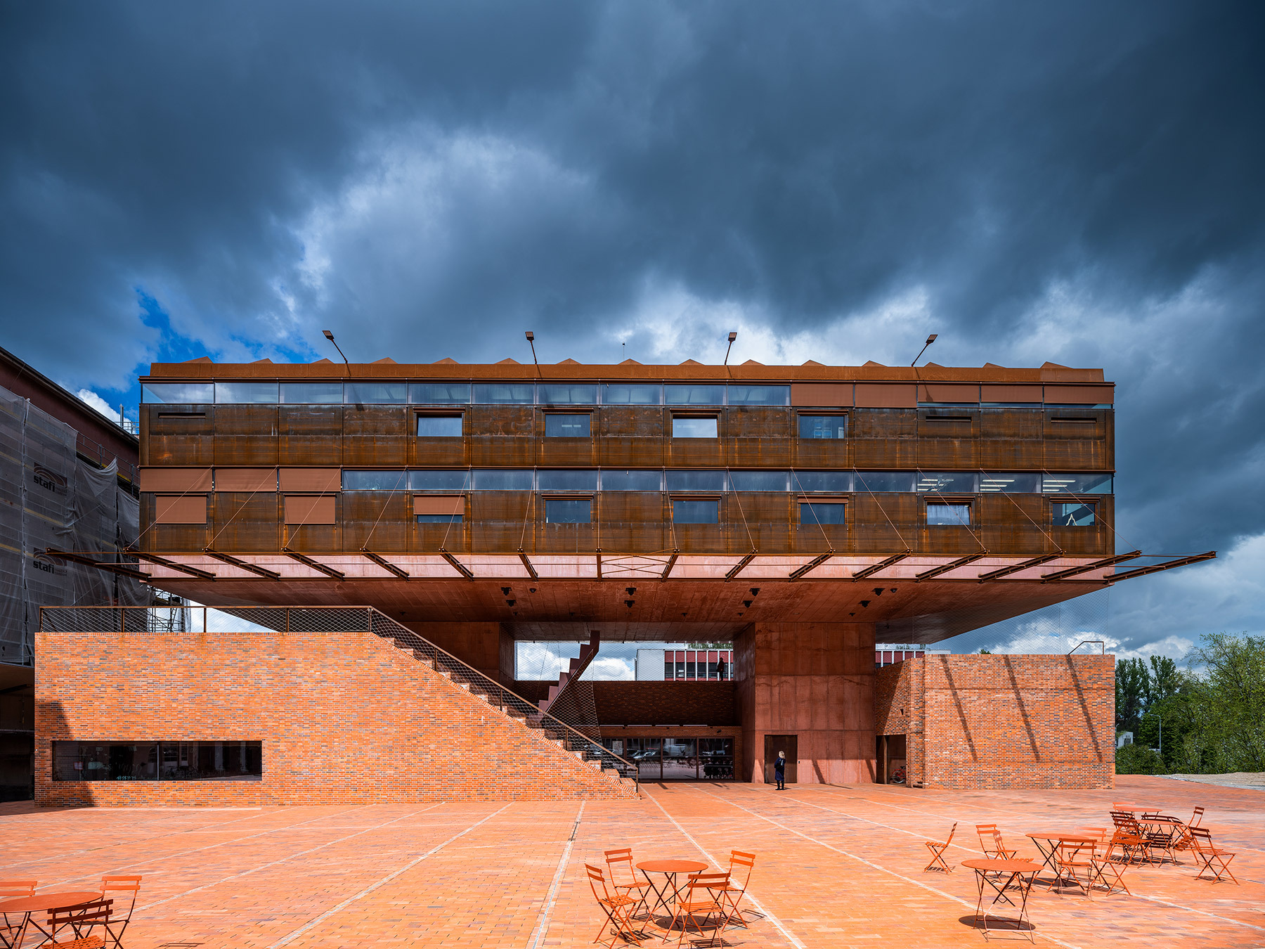 捷克建築 GAMPA and Sféra with Public Spaces of Automatic Mills Winternitzovy automatické Mlýny