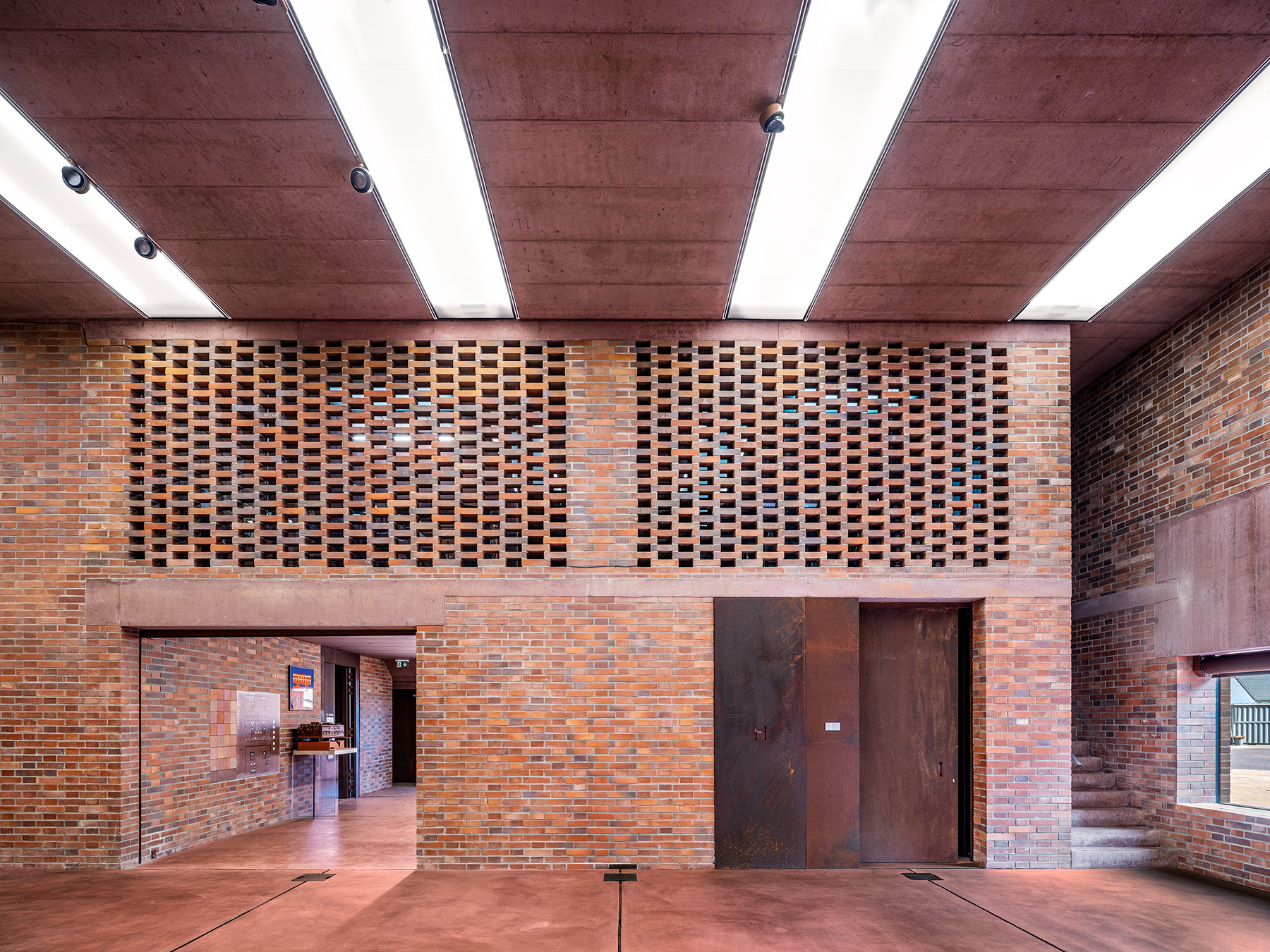 捷克建築 GAMPA and Sféra with Public Spaces of Automatic Mills Winternitzovy automatické Mlýny