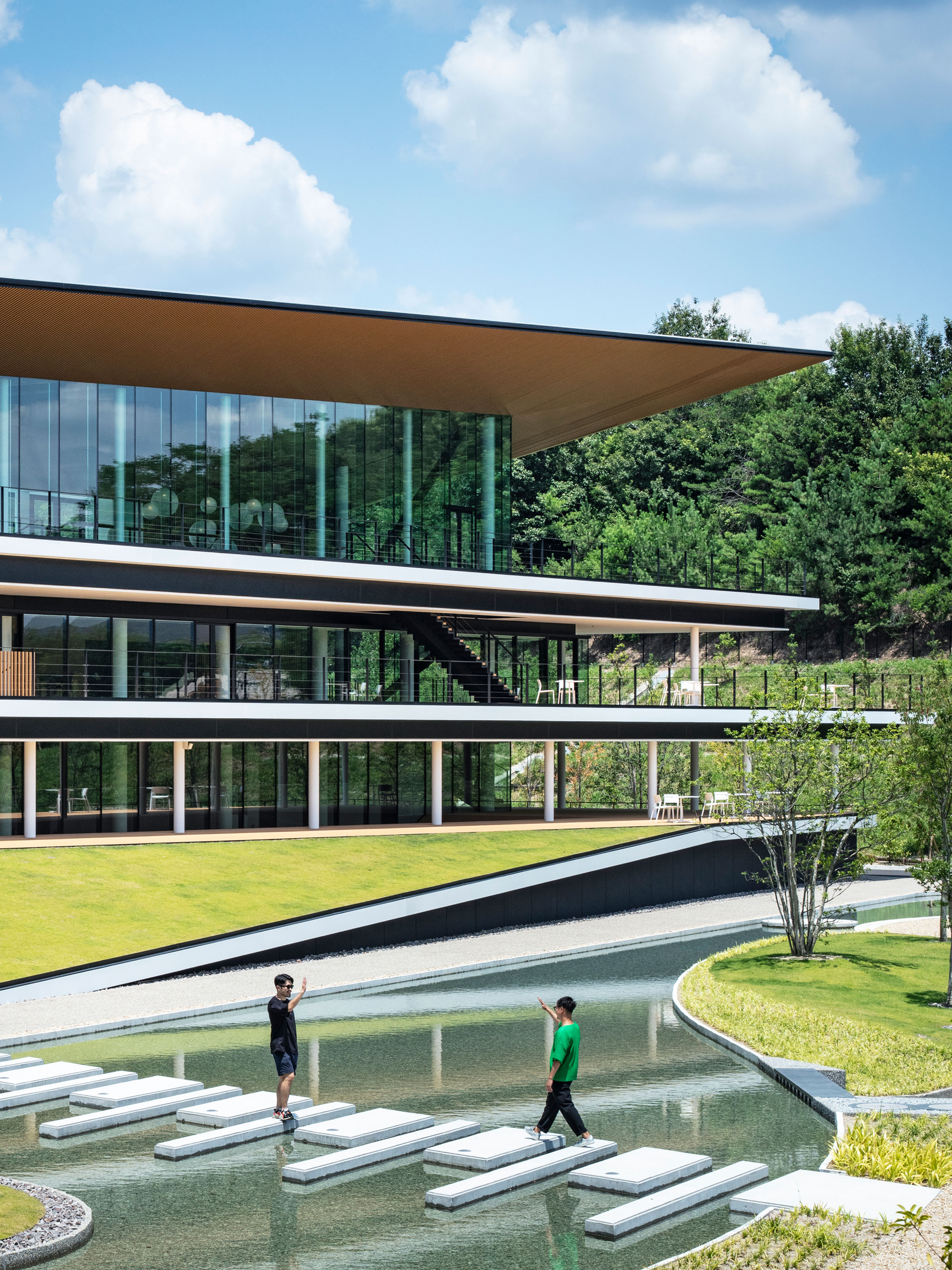 MARUWA瀬戸工場  愛知県瀬戸市幡中町 Gensler 竹中工務店