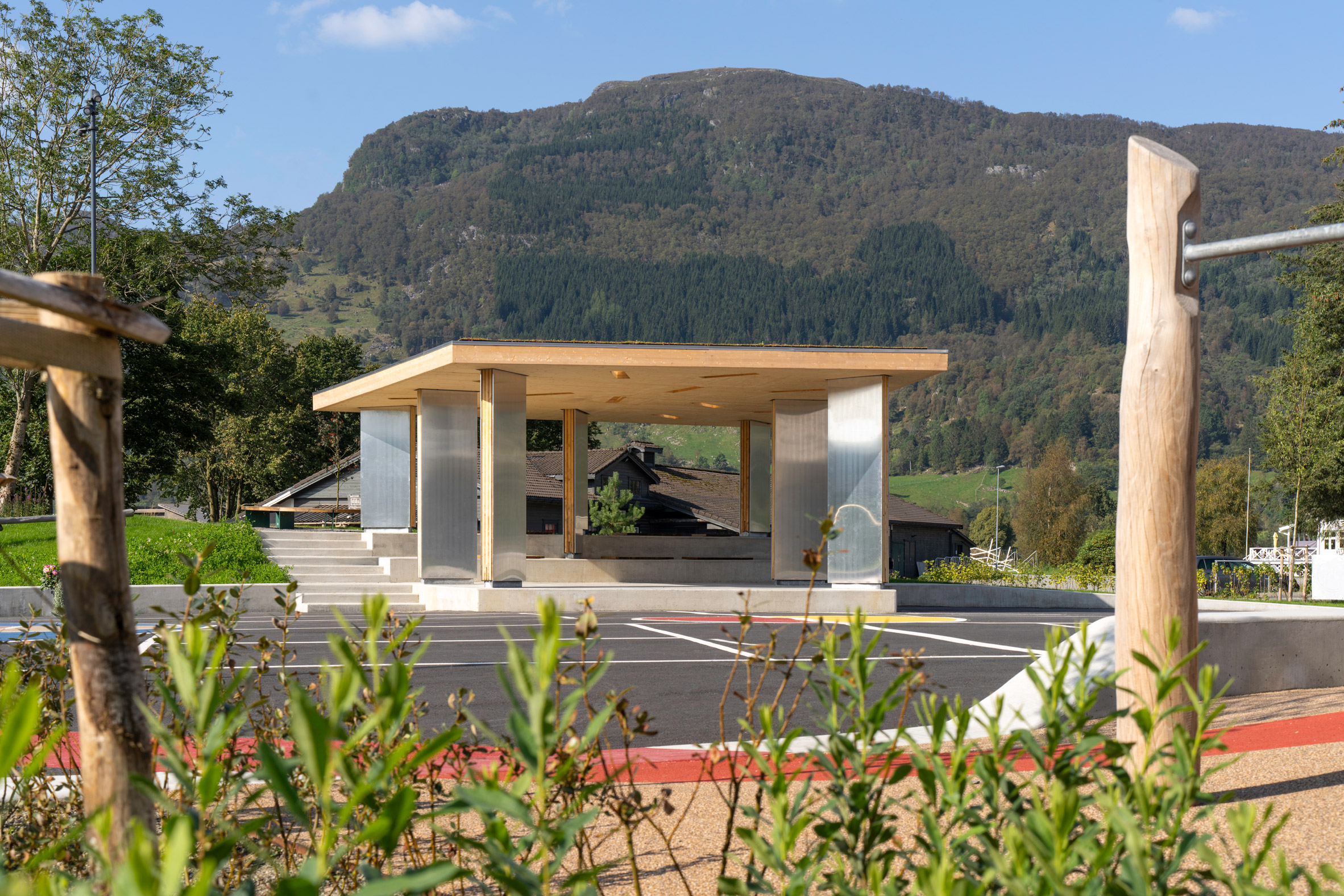 挪威 Norway Etne 社區公園